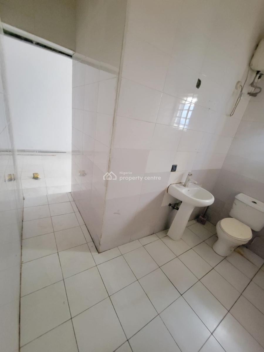 Well Maintained Spacious 1bedroom Apartment, Green Ville Estate, Badore, Ajah, Lagos, Mini Flat (room and Parlour) for Rent