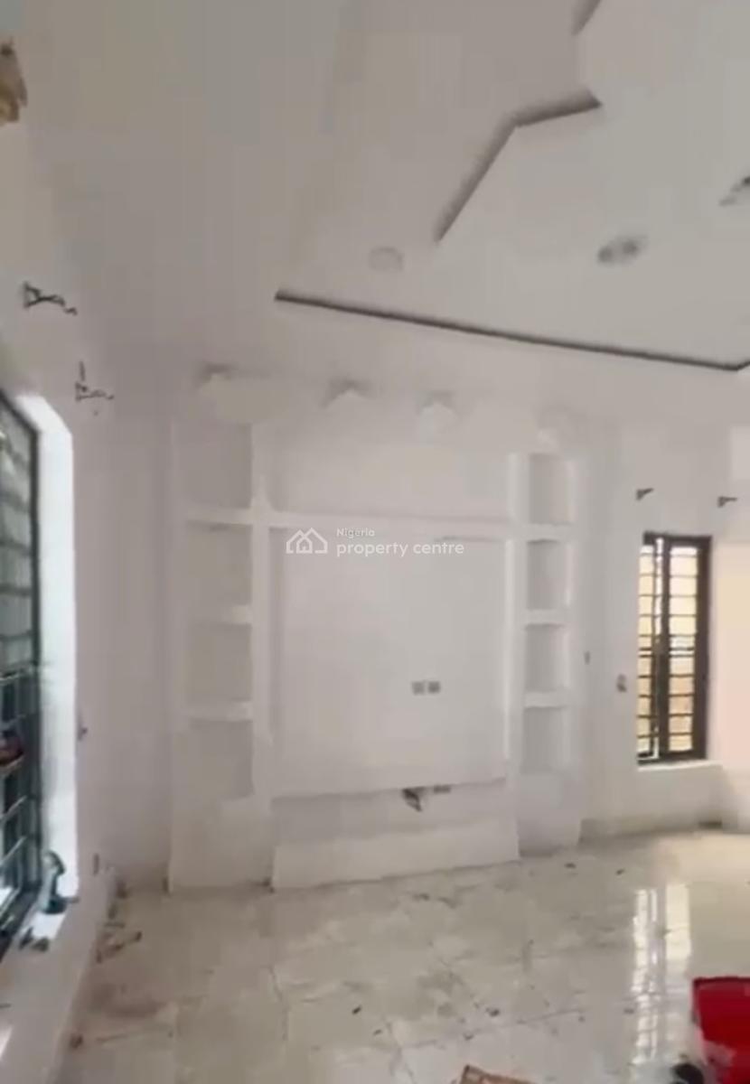 1 Bedroom Inside an Estate, Ikota Gra, Ikota, Lekki, Lagos, Mini Flat (room and Parlour) for Rent