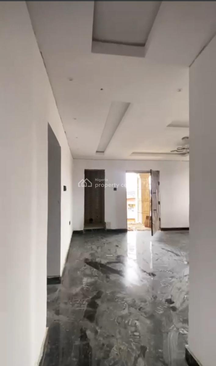 3 Bedroom Flat (renovated), Aguda, Surulere, Lagos, Flat / Apartment for Rent
