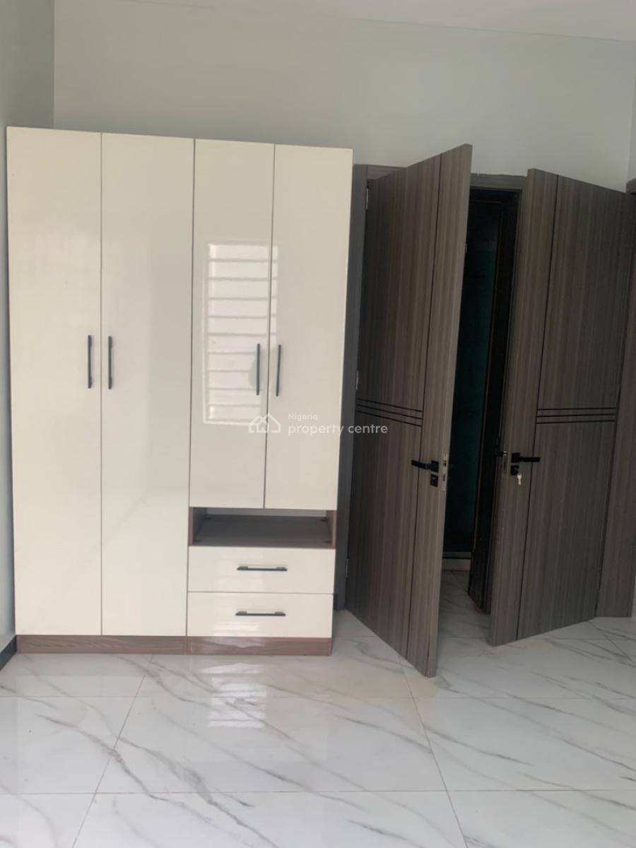 Serviced 2 Bedroom Apartment, Lekki Phase 1, Lekki, Lagos, Flat / Apartment for Rent