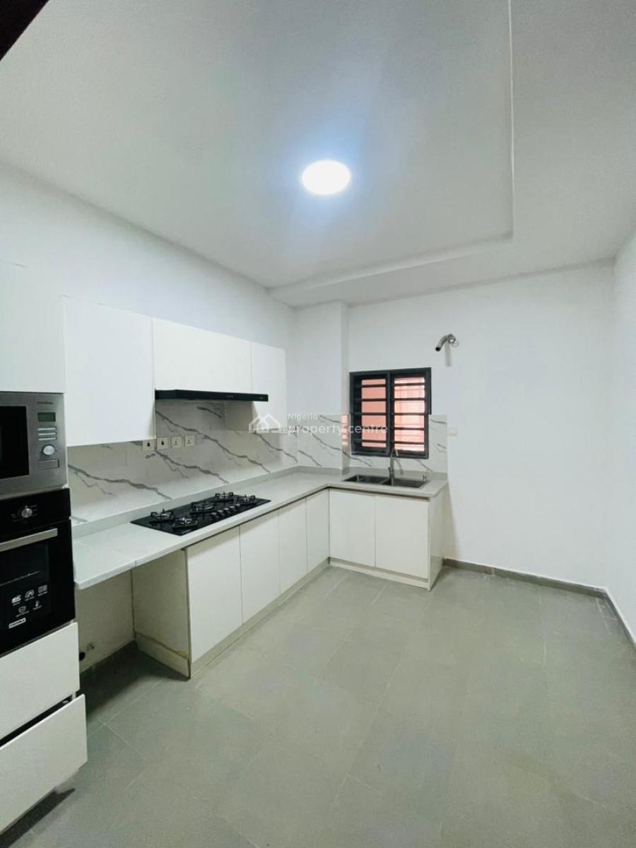 Brand New 3  Bedroom Flat, Lekki Phase 1, Lekki, Lagos, Flat / Apartment for Rent