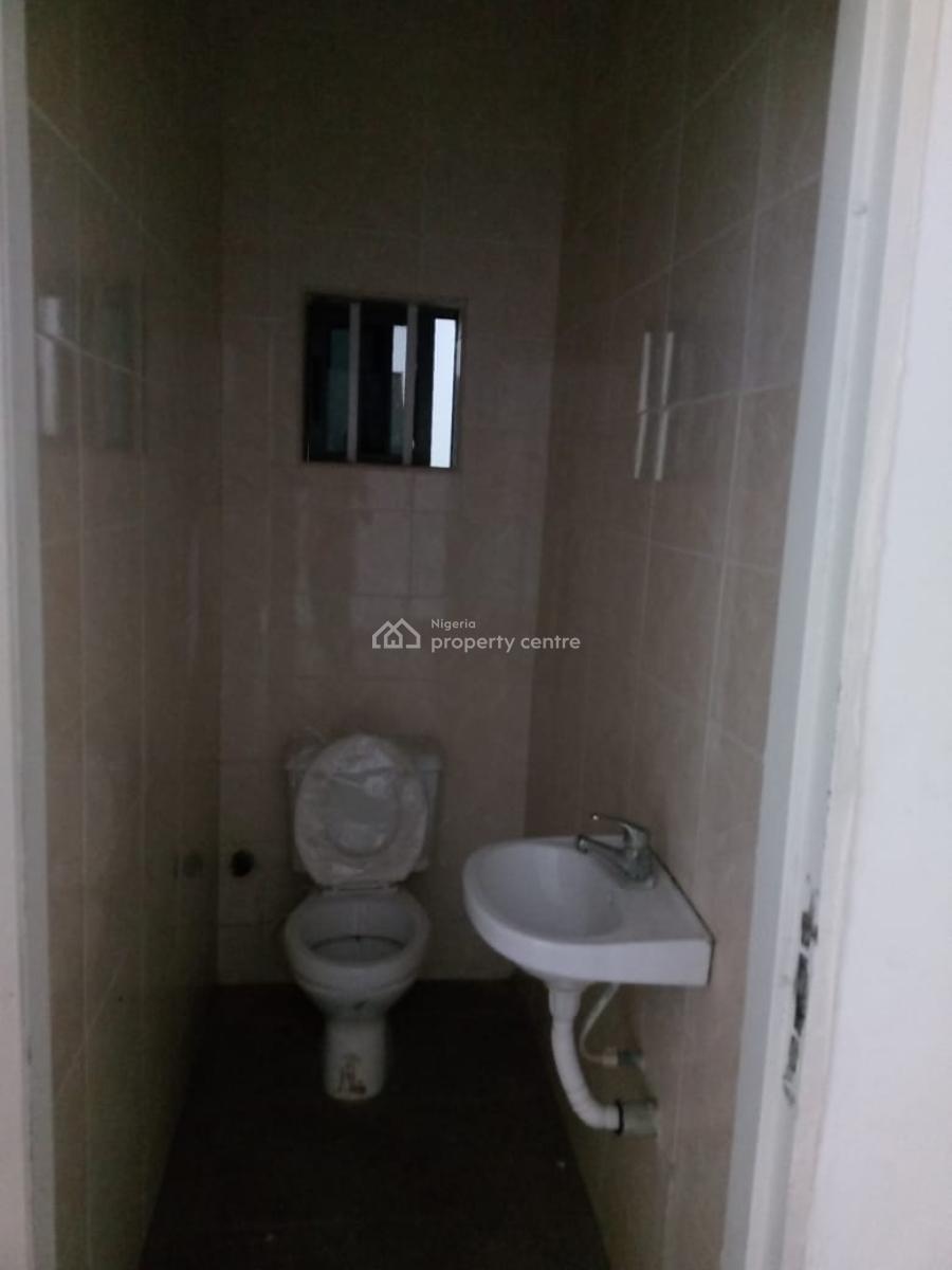 Well Maintained Spacious 2 Bedrooms Serviced Apartment, Lekki County Homes, Ikota, Lekki, Lagos, Flat / Apartment for Rent