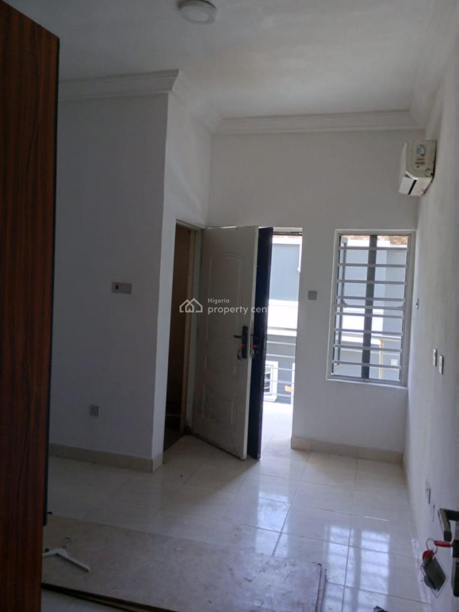 Well Maintained Spacious 2 Bedrooms Serviced Apartment, Lekki County Homes, Ikota, Lekki, Lagos, Flat / Apartment for Rent
