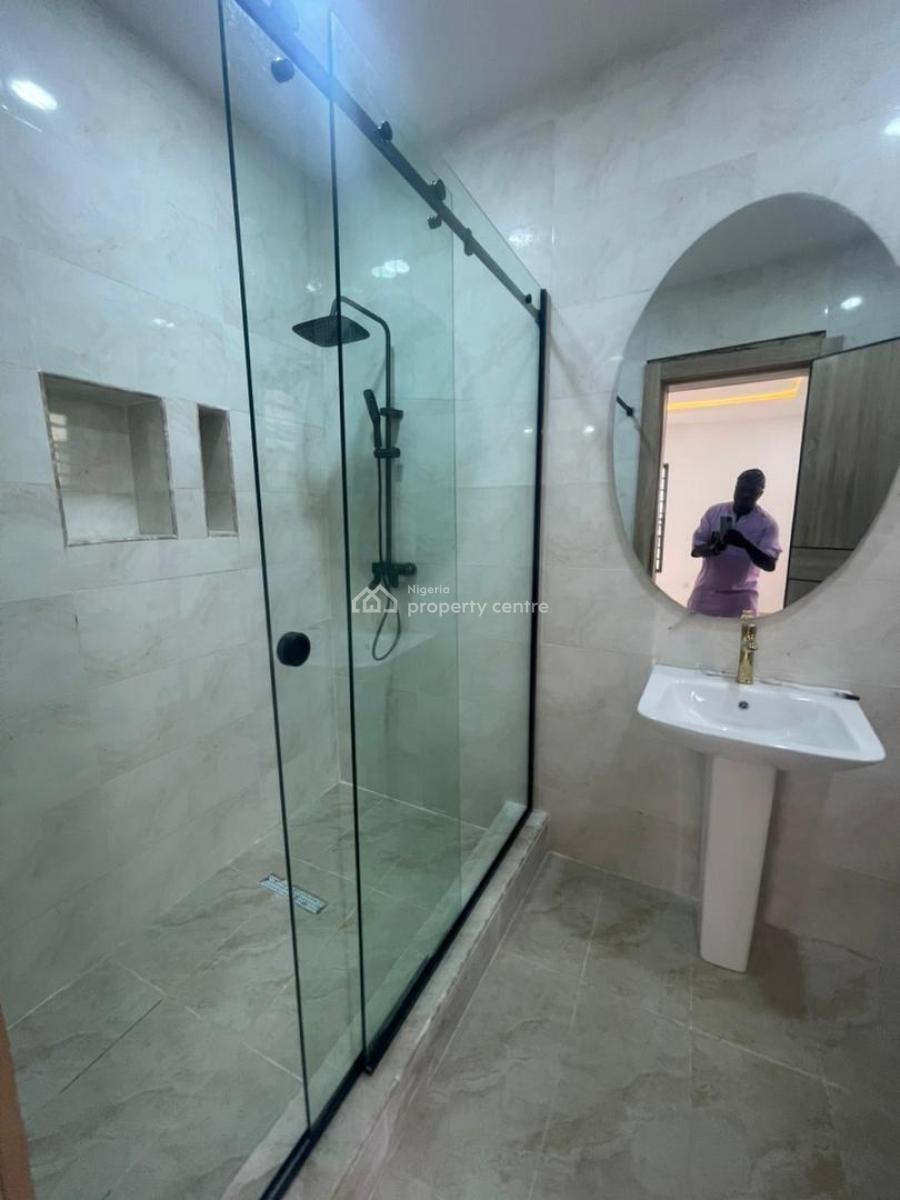 Luxury Fully Serviced 2 Bedrooms Apartment with Console + 24 Hours Light, Ologolo, Lekki, Lagos, Flat / Apartment for Rent