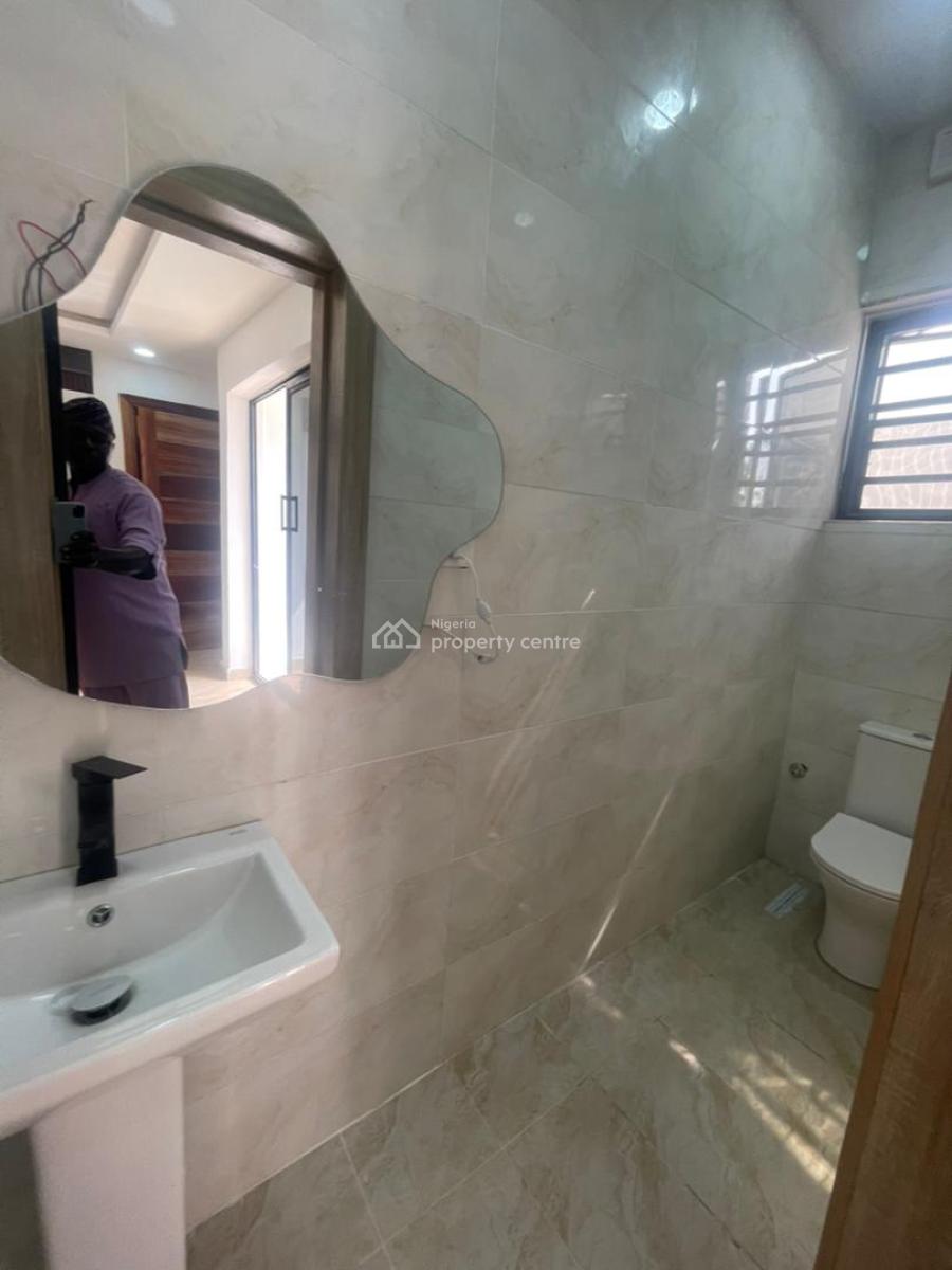 Luxury Fully Serviced 2 Bedrooms Apartment with Console + 24 Hours Light, Ologolo, Lekki, Lagos, Flat / Apartment for Rent