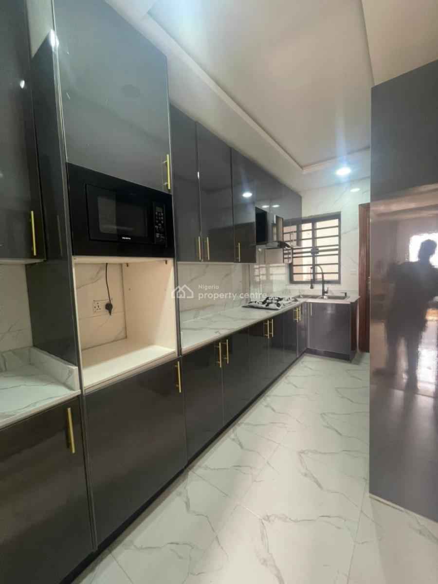 Luxury Fully Serviced 2 Bedrooms Apartment with Console + 24 Hours Light, Ologolo, Lekki, Lagos, Flat / Apartment for Rent