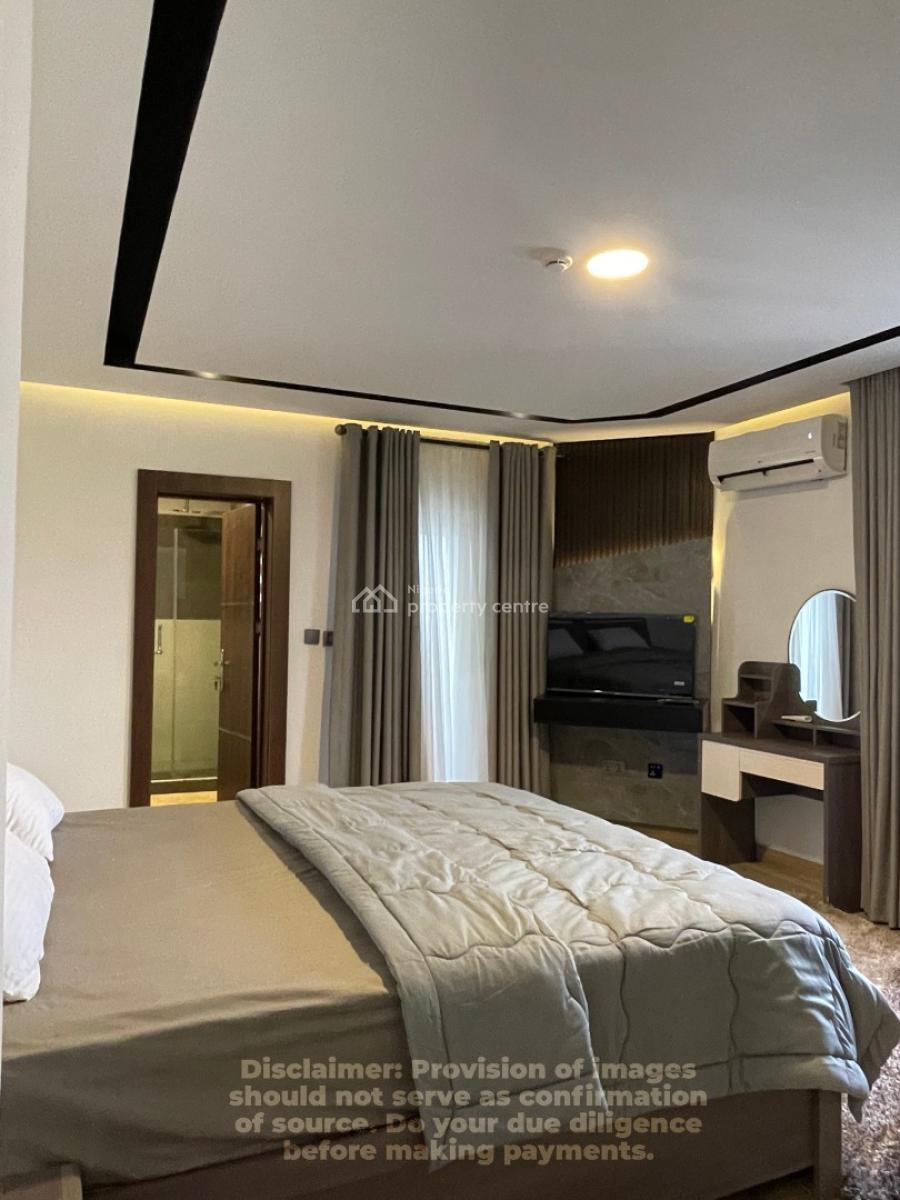 Nicely Furnished 3 Bedroom Apartment, Lekki Phase 1, Lekki, Lagos, Flat / Apartment Short Let