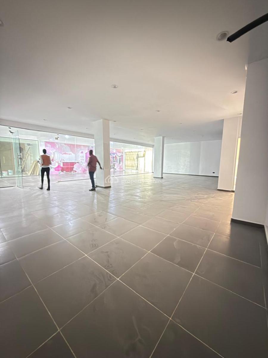 Shop Space in Prime Location, Lekki Phase 1, Lekki, Lagos, Commercial Property for Rent