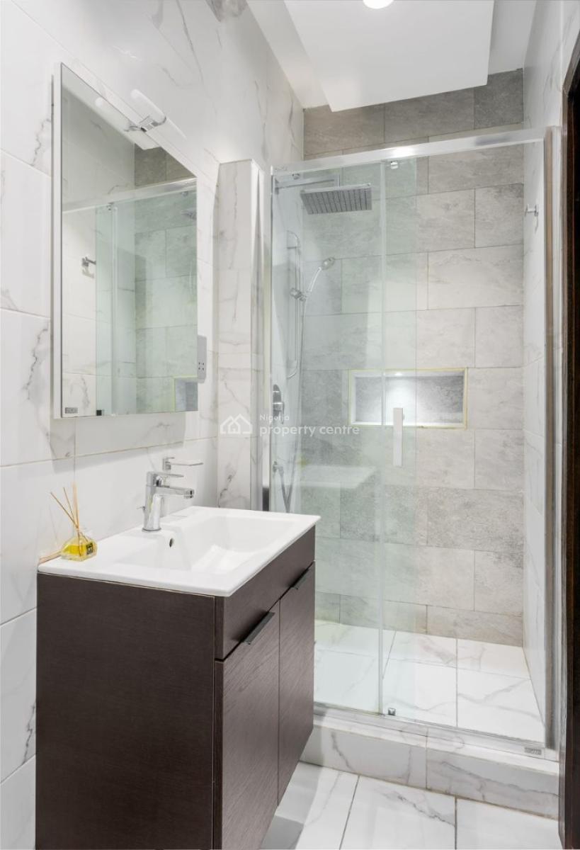 Luxury 3 Bedroom with Cinema, Pool and Gym, Banana Island, Ikoyi, Lagos, Flat / Apartment Short Let