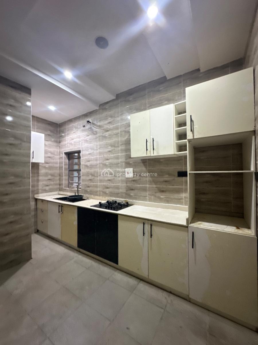 Serviced 2 Bedroom Apartment with Bq, Ajah, Lagos, Flat / Apartment for Rent