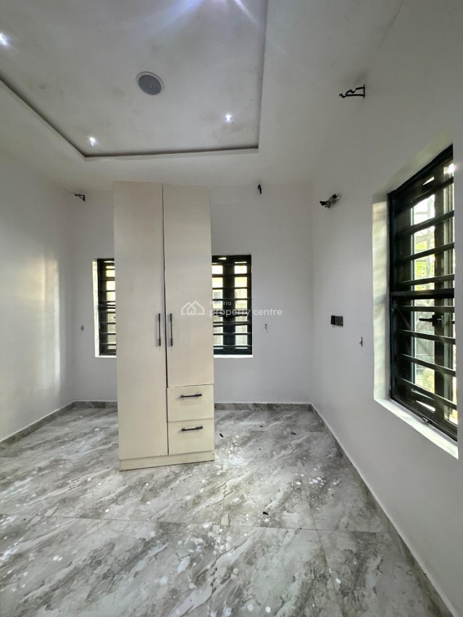 Serviced 2 Bedroom Apartment with Bq, Ajah, Lagos, Flat / Apartment for Rent