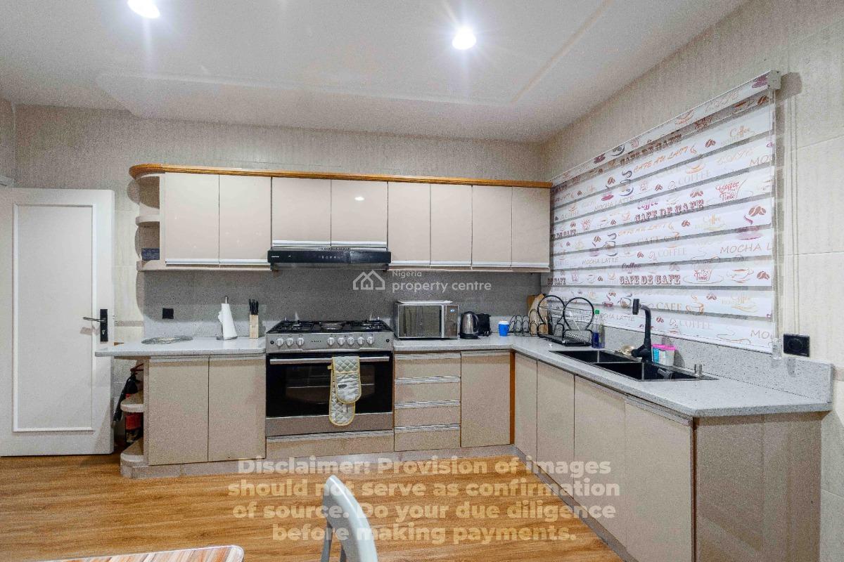 Nicely Furnished 3 Bedroom Apartment, Ikoyi, Lagos, Flat / Apartment Short Let