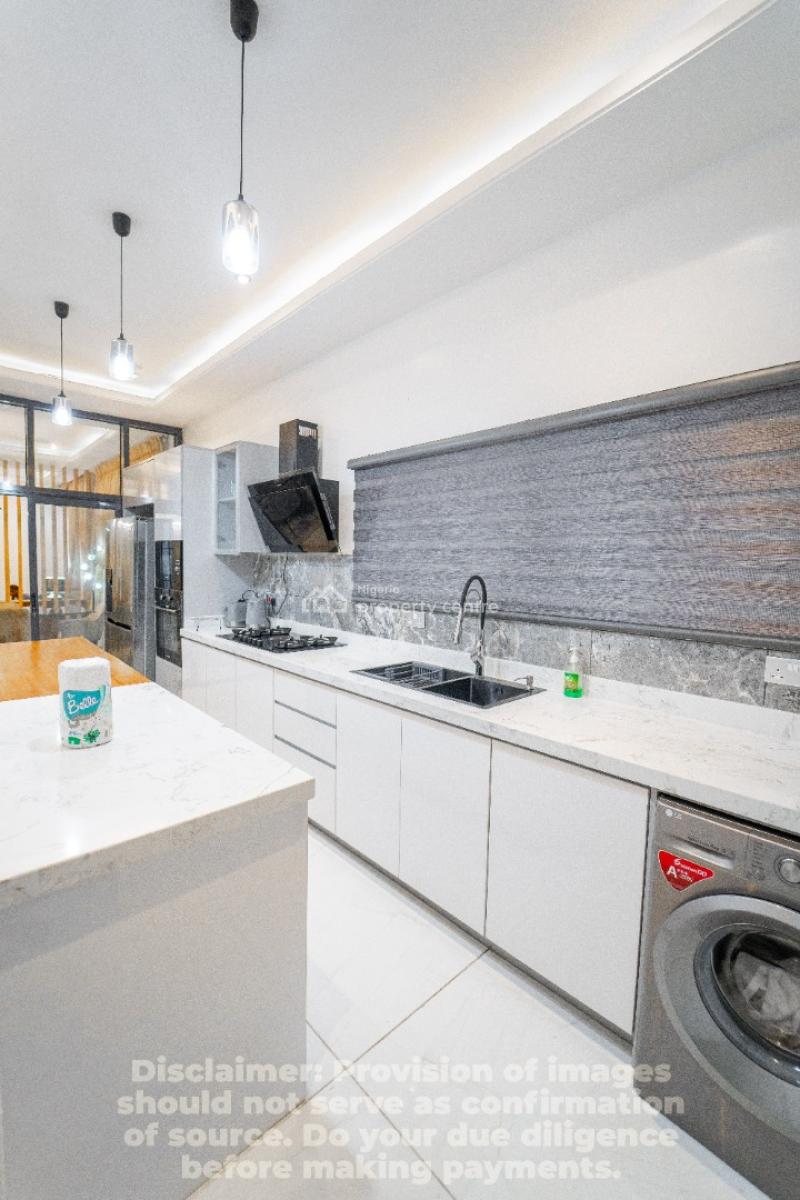 Nicely Furnished 4 Bedroom Apartment, Banana Island, Ikoyi, Lagos, Flat / Apartment Short Let