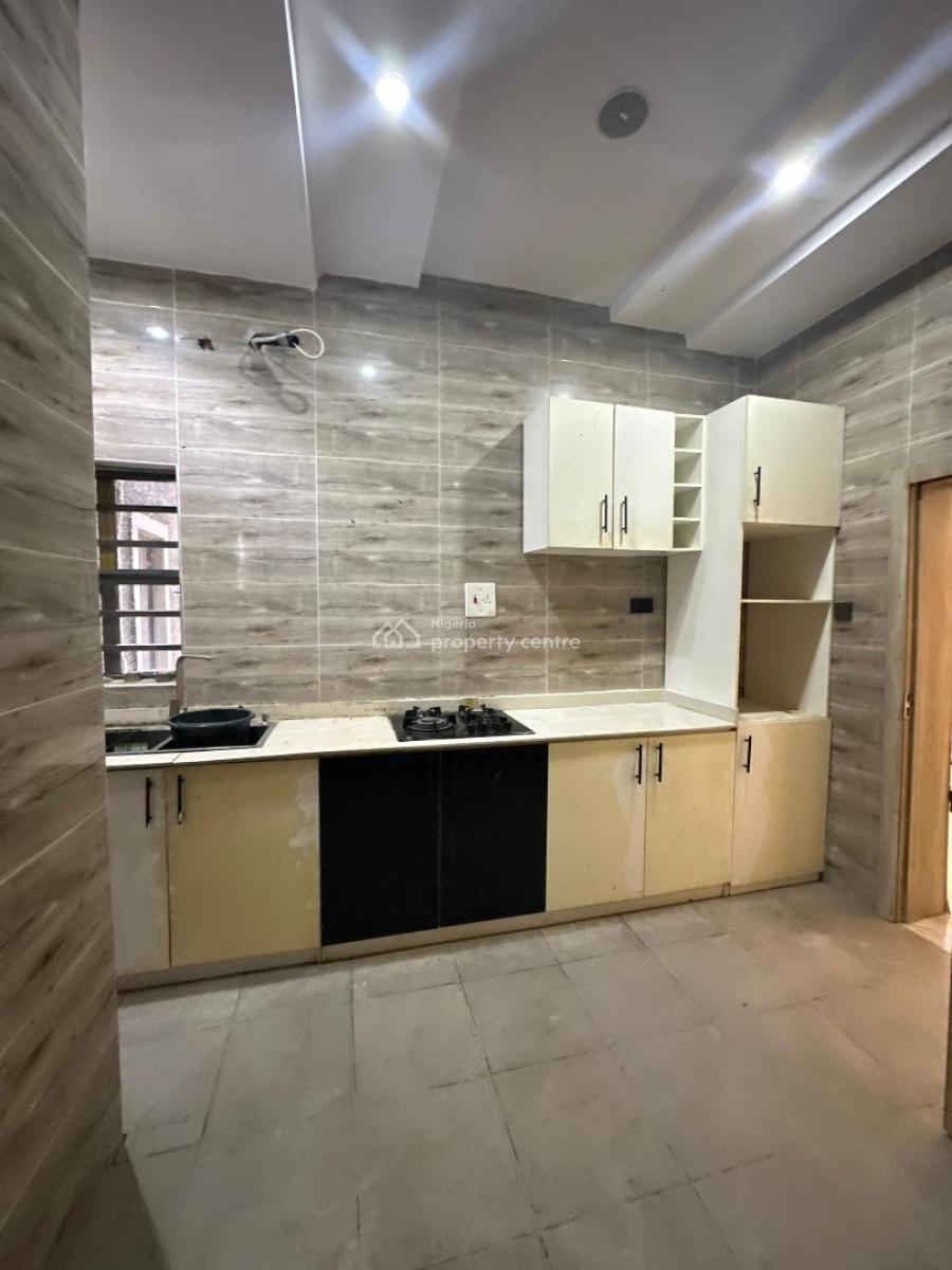 Serviced 2 Bedroom Apartment with Bq, Ajah, Lagos, Flat / Apartment for Rent