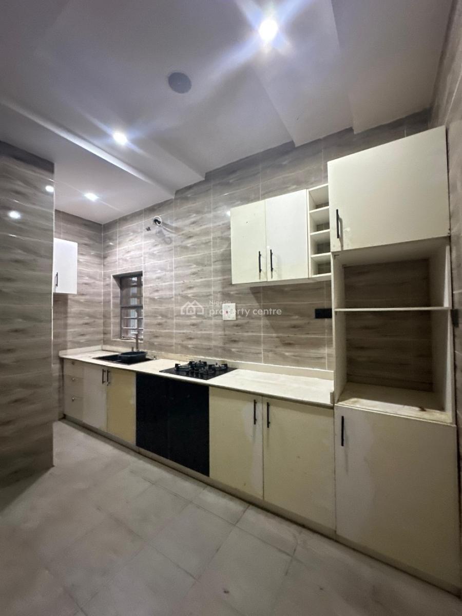Serviced 2 Bedroom Apartment with Bq, Ajah, Lagos, Flat / Apartment for Rent