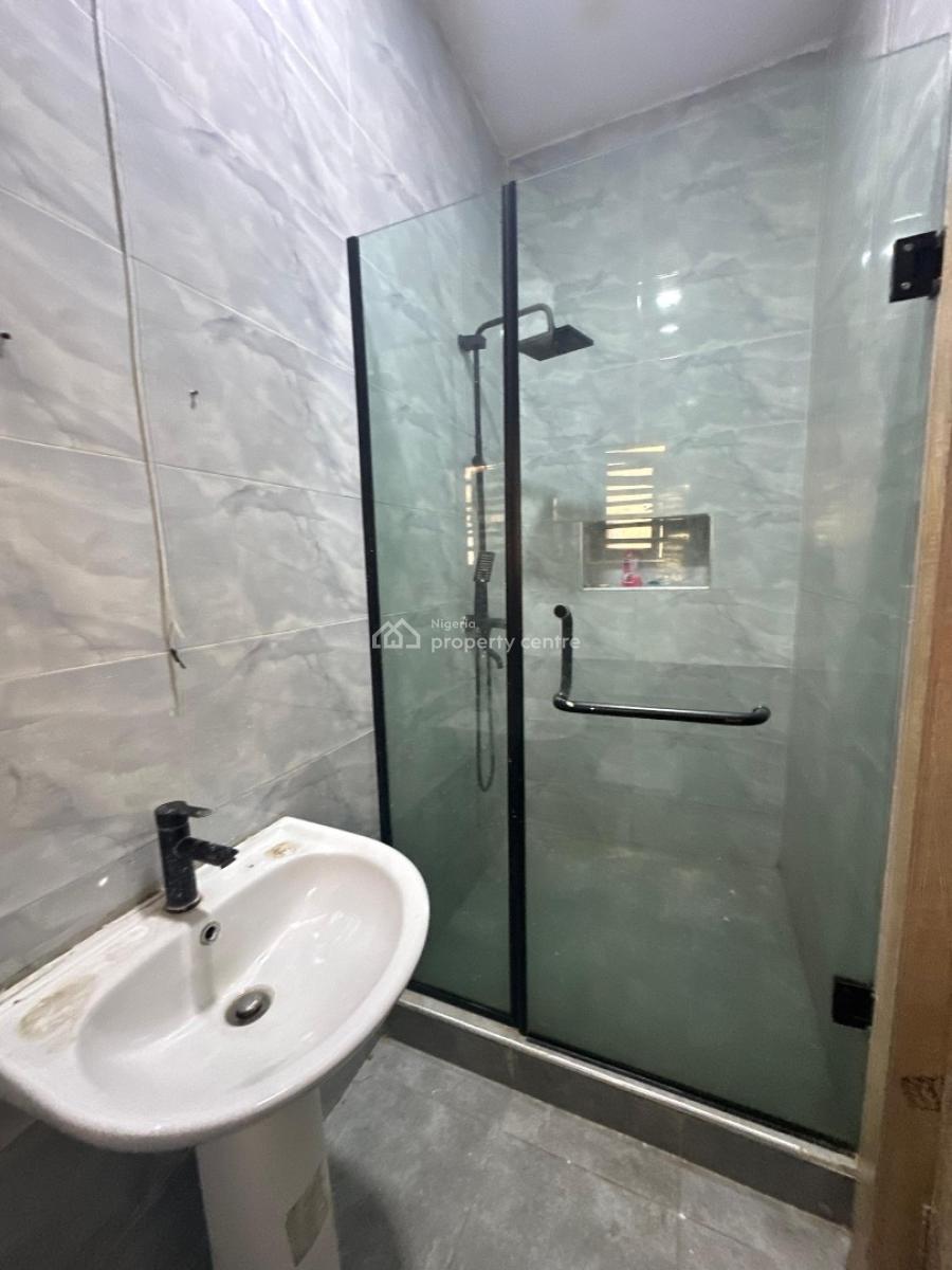 Serviced 2 Bedroom Apartment with Bq, Ajah, Lagos, Flat / Apartment for Rent