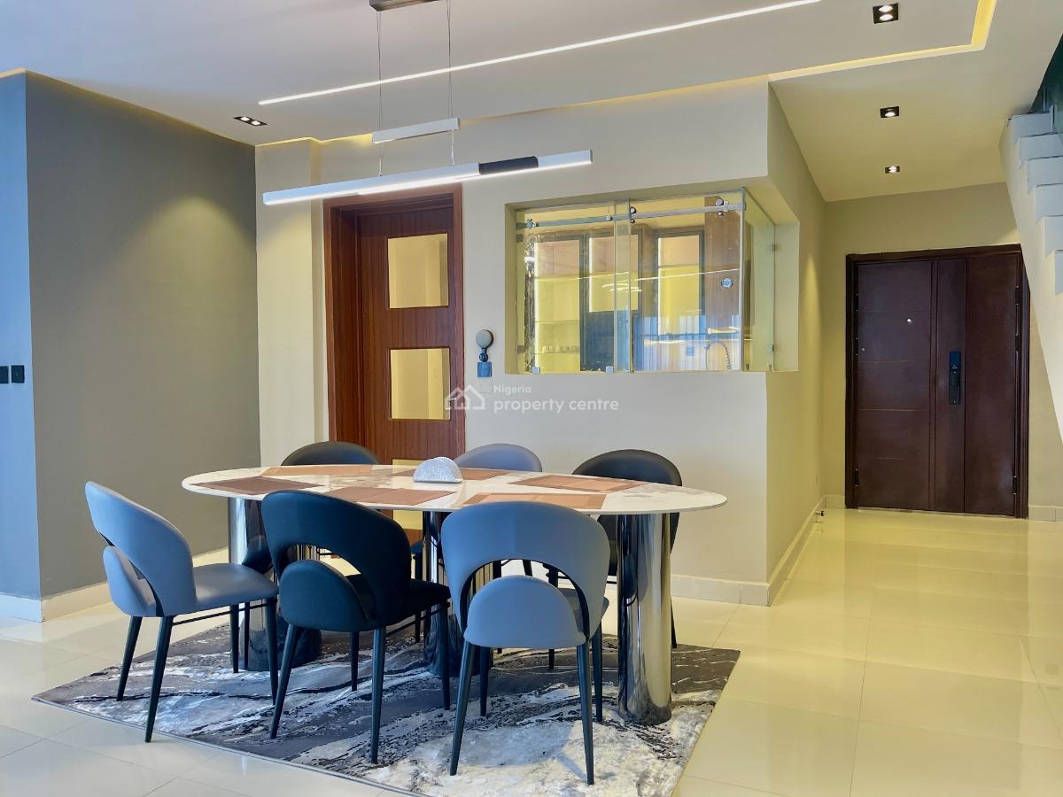 Nicely Furnished 3 Bedroom Apartment, Lekki Phase 1, Lekki, Lagos, Flat / Apartment Short Let