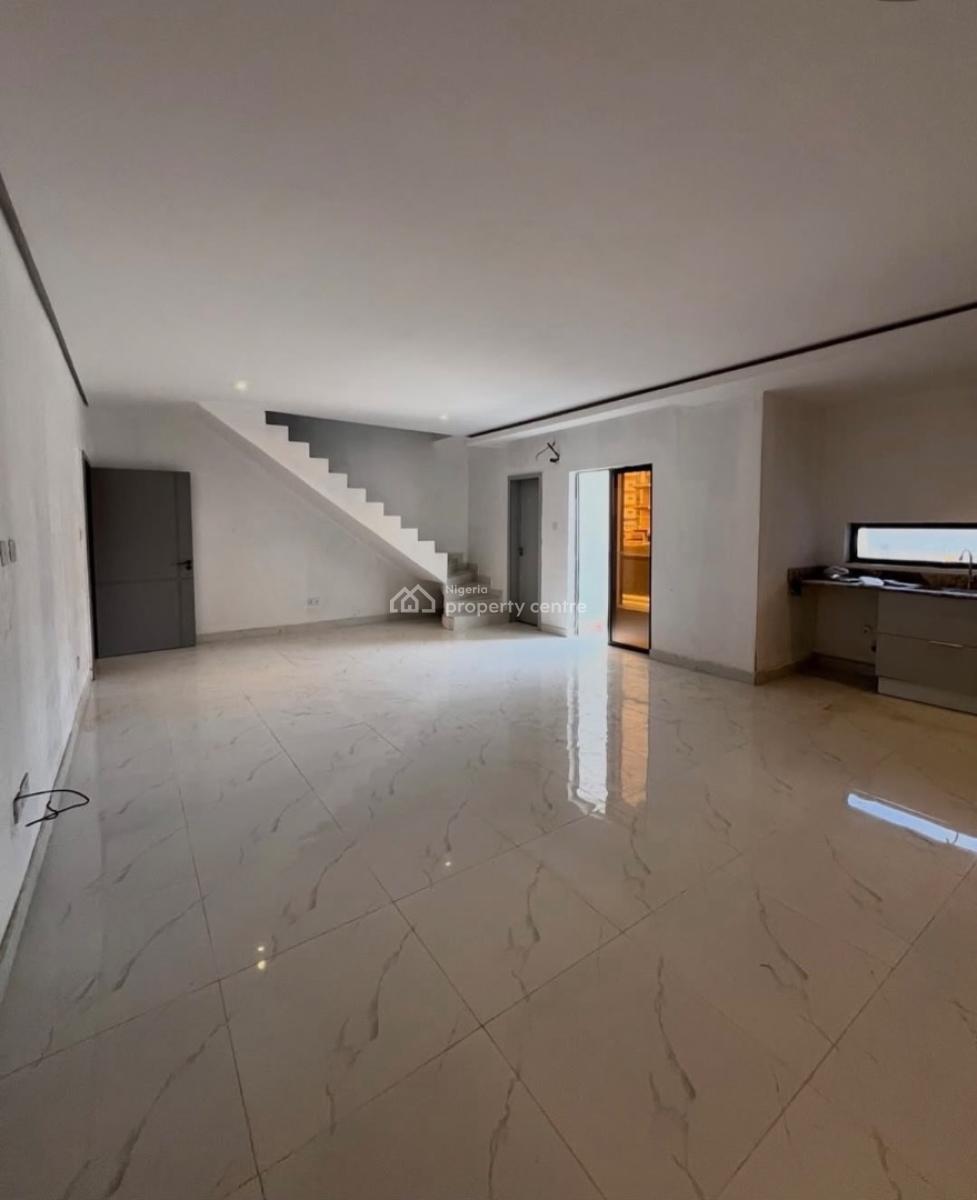 Luxury 2 Bedroom Maisonette with Bq, Off Freedom Way, Lekki Phase 1, Lekki, Lagos, Flat / Apartment for Rent