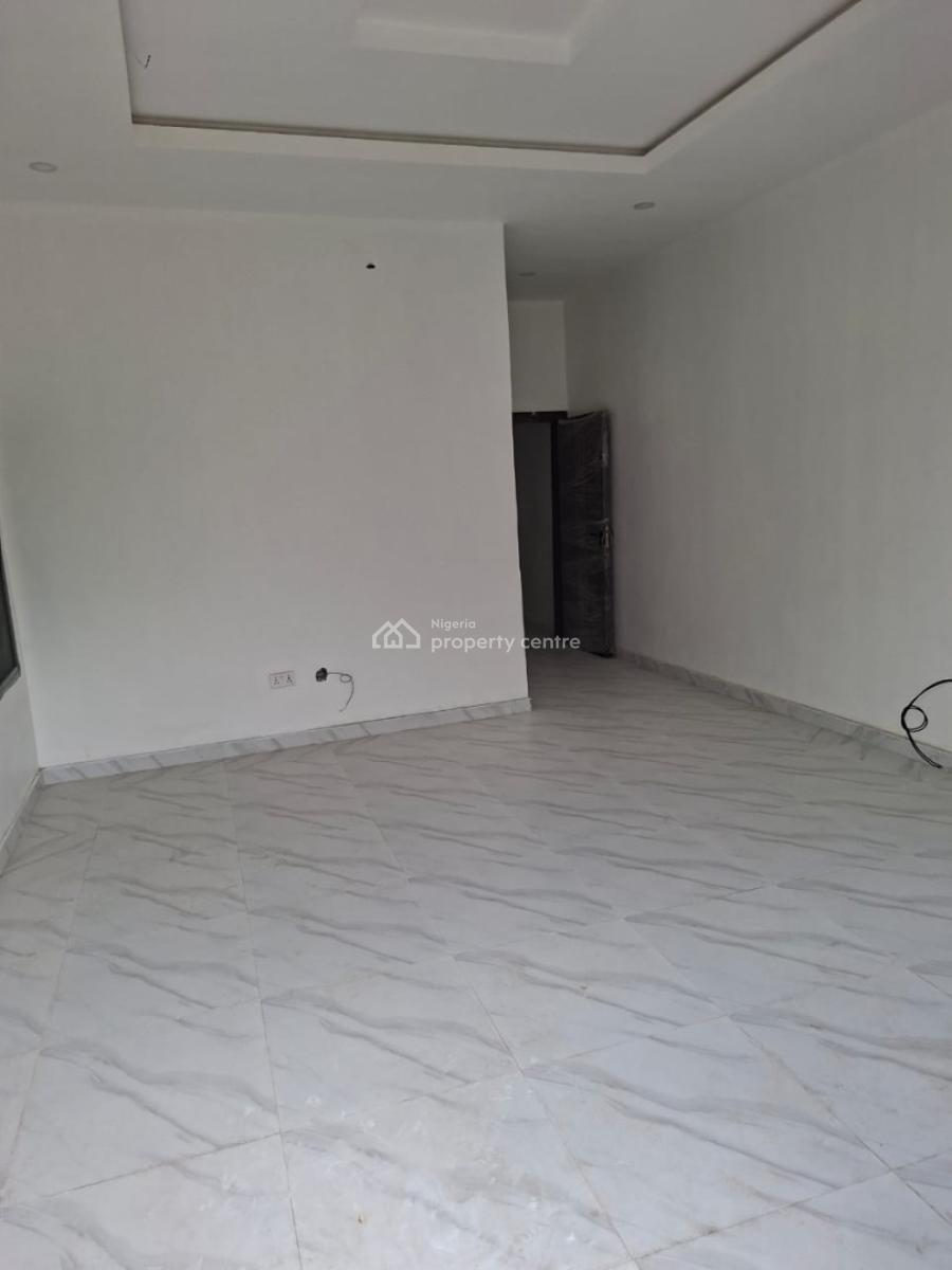 Exquisite Newly Built  2 Bedroom with Pool,  Gym  and Bq, Lekki Phase 1, Lekki, Lagos, Flat / Apartment for Rent