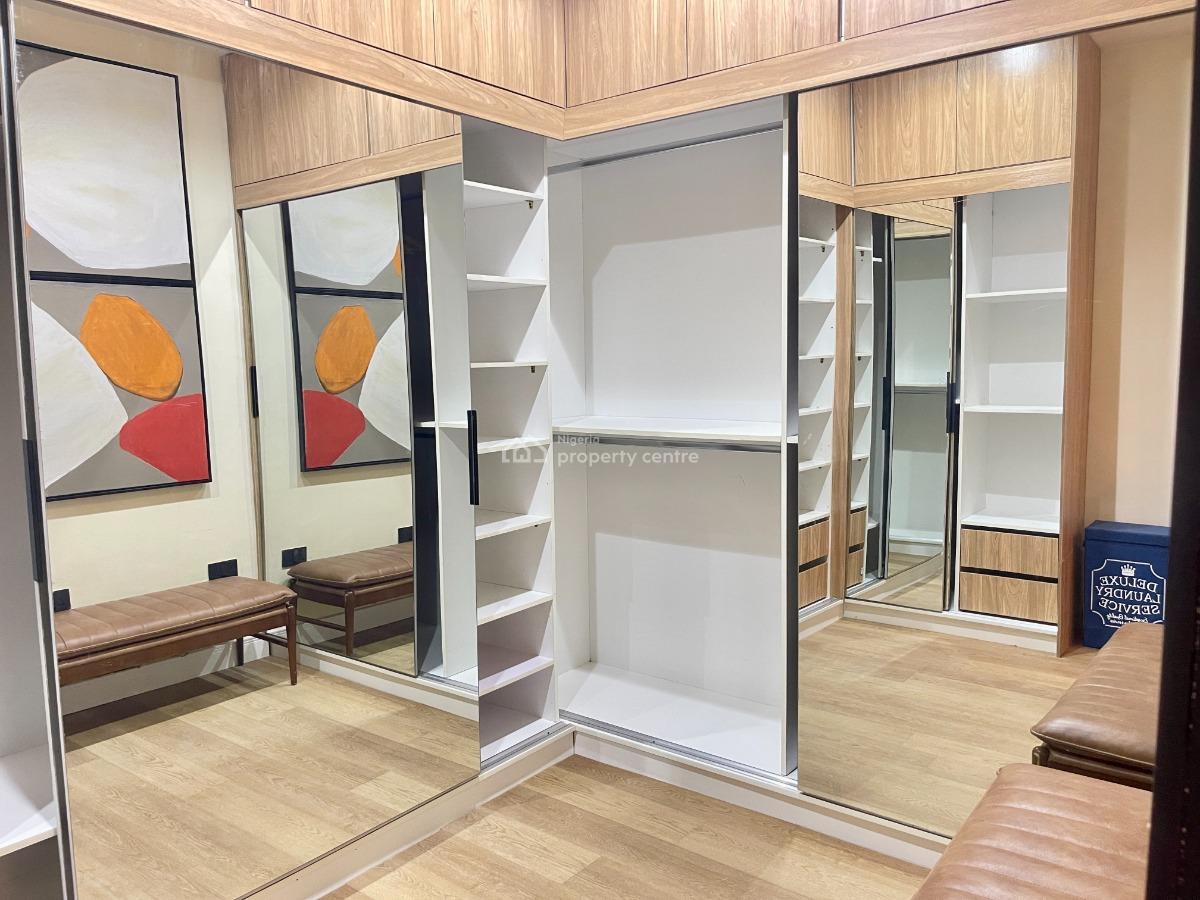 Nicely Furnished 3 Bedroom Apartment, Lekki Phase 1, Lekki, Lagos, Flat / Apartment Short Let