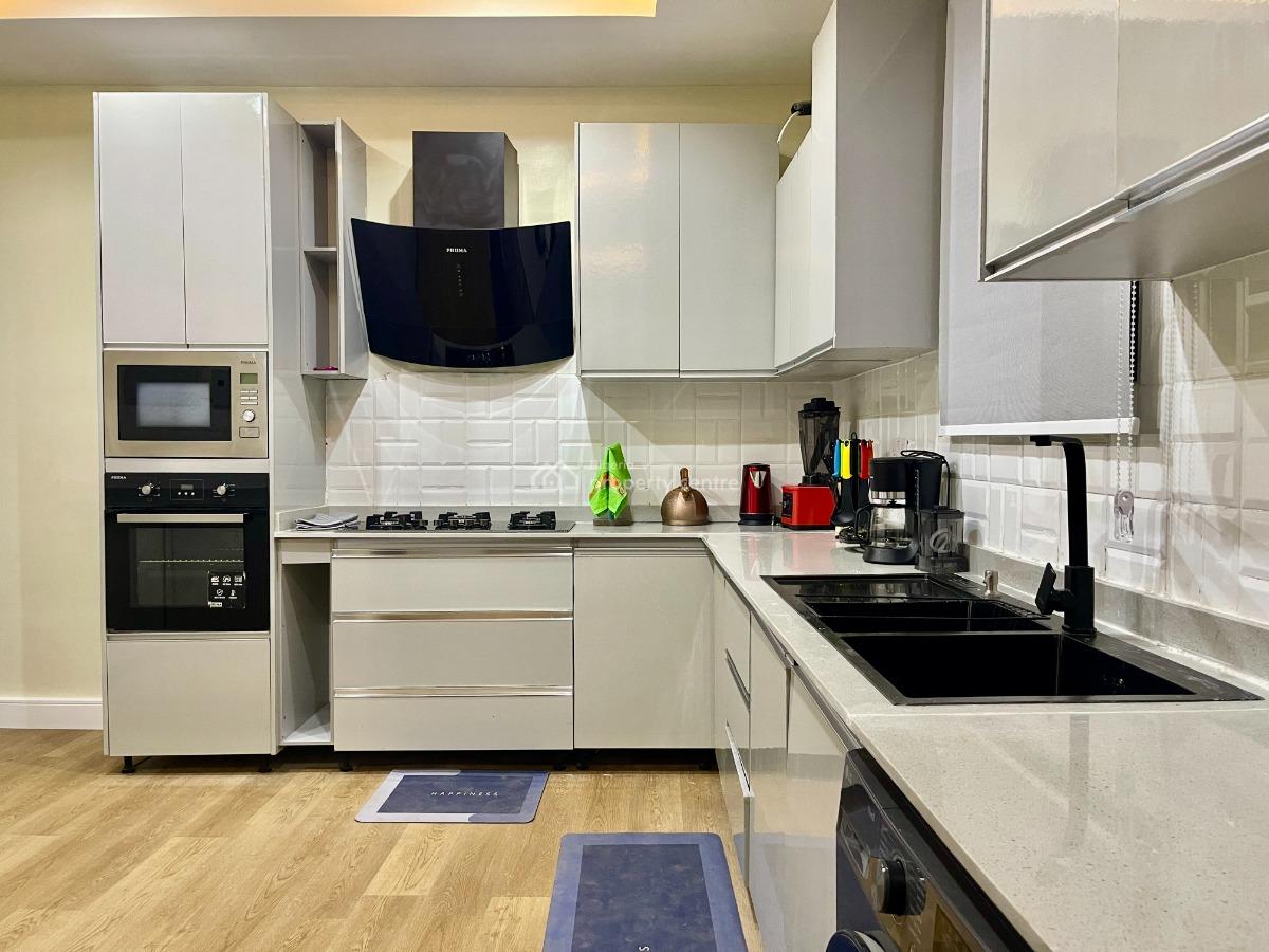 Nicely Furnished 3 Bedroom Apartment, Lekki Phase 1, Lekki, Lagos, Flat / Apartment Short Let