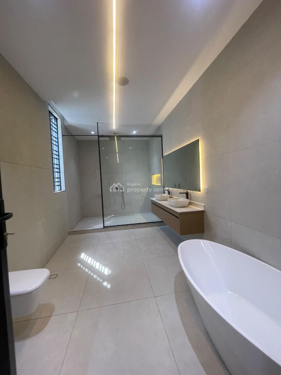 Magnificent and Spacious 5 Bedroom Duplex, Off Admiralty, Lekki Phase 1, Lekki, Lagos, Detached Duplex for Sale