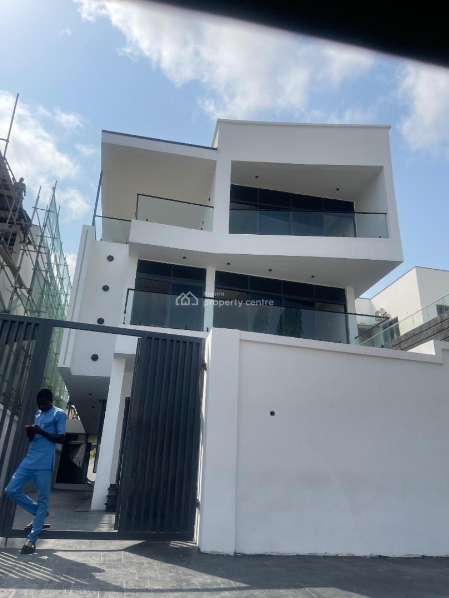 Magnificent and Spacious 5 Bedroom Duplex, Off Admiralty, Lekki Phase 1, Lekki, Lagos, Detached Duplex for Sale