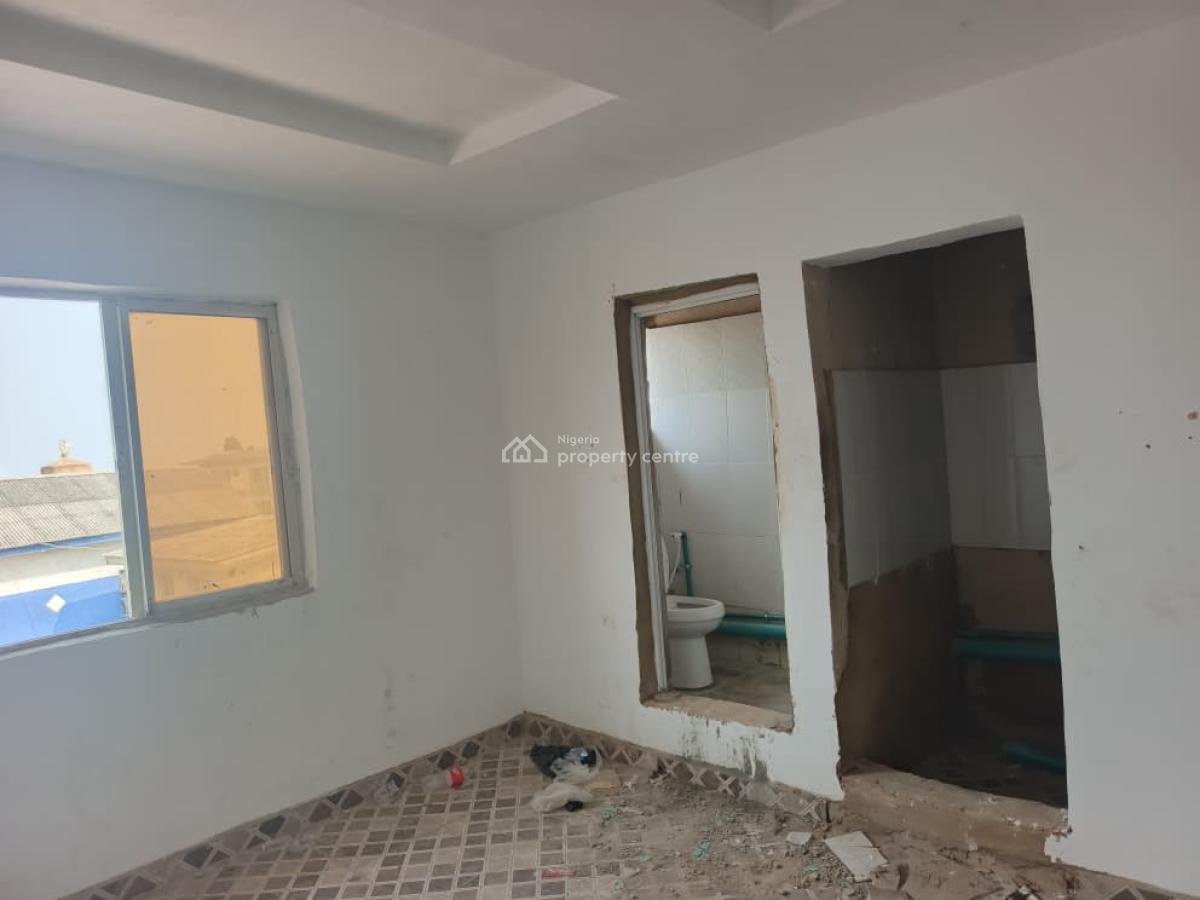 Lovely Newly Built Lovely Newly Built Room Self  Contained, Oworonshoki, Shomolu, Lagos, Self Contain (single Rooms) for Rent