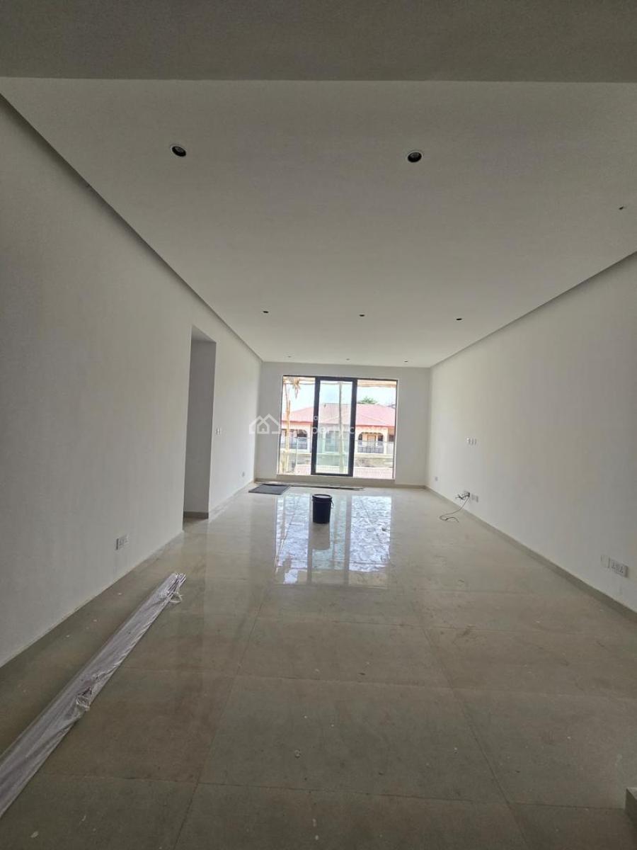 Brand New 2 Bedroom in a Serene Environment with Bq, Lekki Phase 1, Lekki, Lagos, Flat / Apartment for Sale