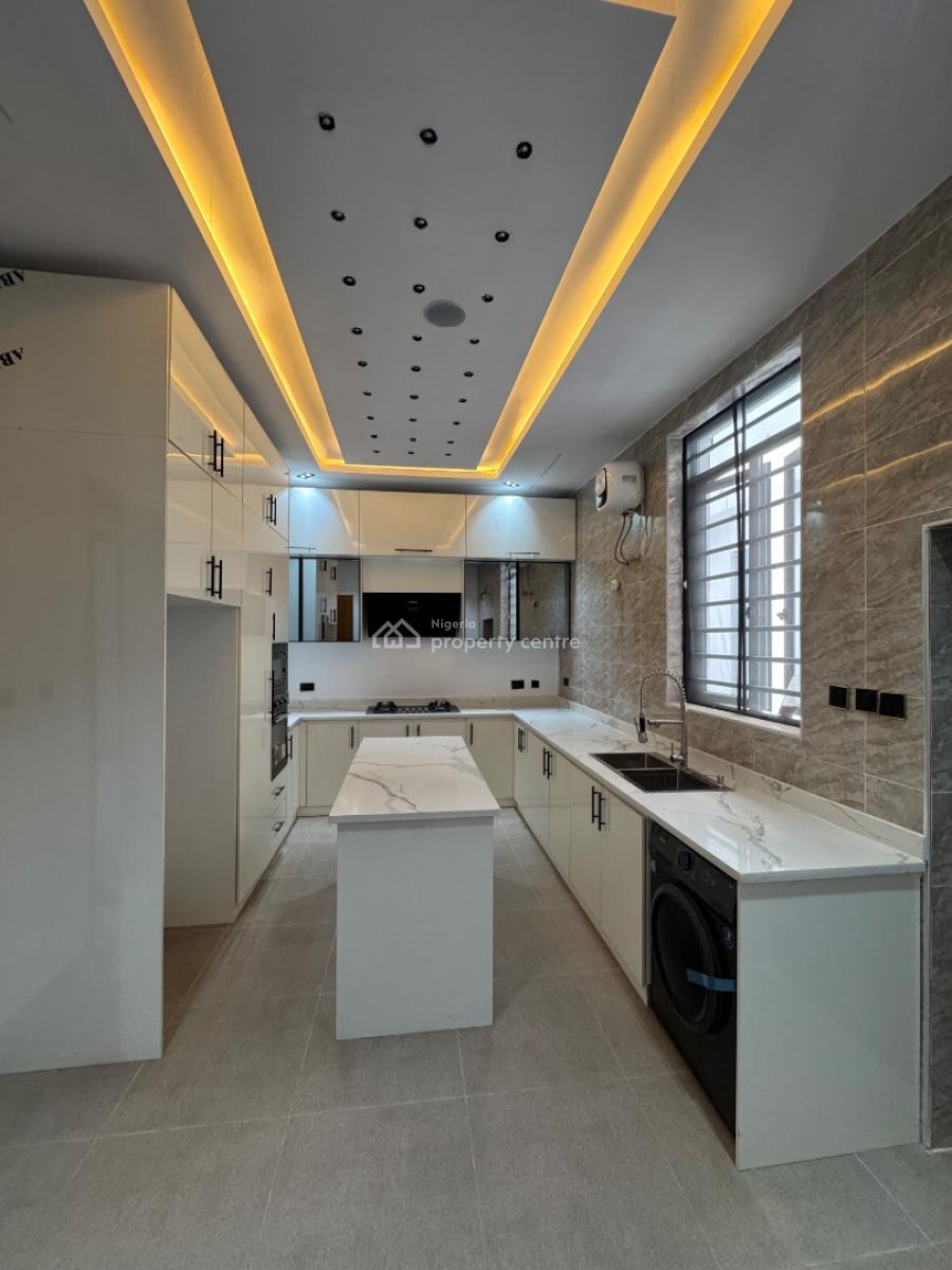 Beautiful Five (5) Bedroom Detached Duplex, Vgc, Lekki, Lagos, Detached Duplex for Sale