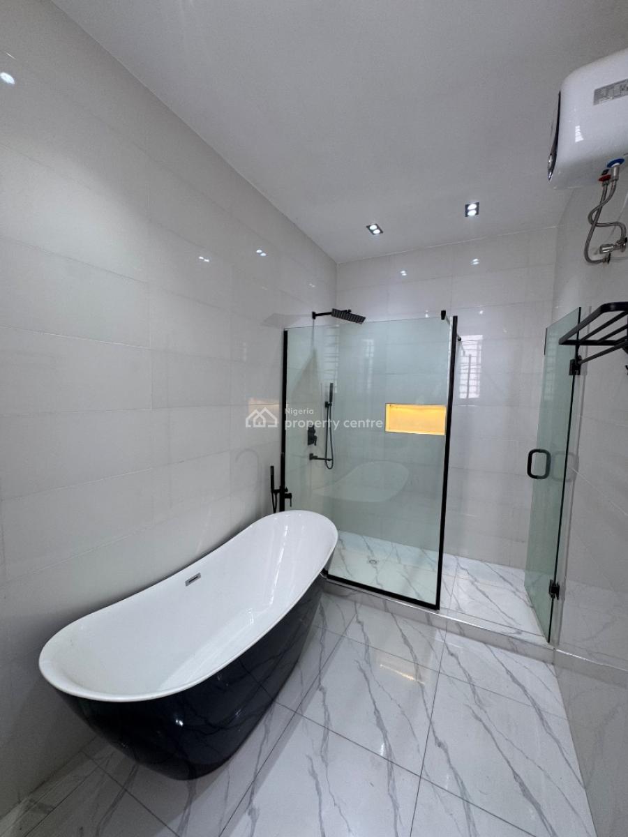 Beautiful Five (5) Bedroom Detached Duplex, Vgc, Lekki, Lagos, Detached Duplex for Sale