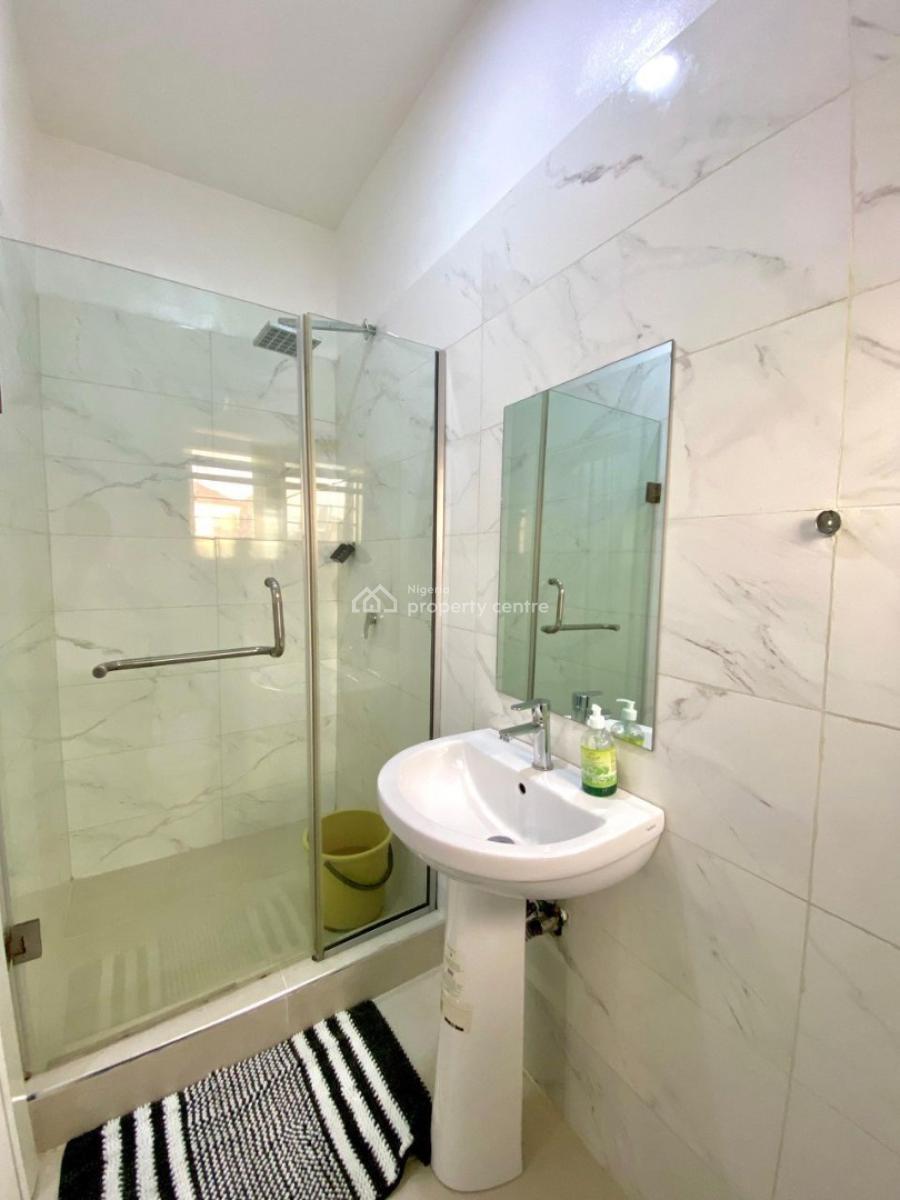 Luxury Minimalist 3 Bedroom Apartment with Housekeeping and Snooker, Lekki, Lagos, Flat / Apartment Short Let