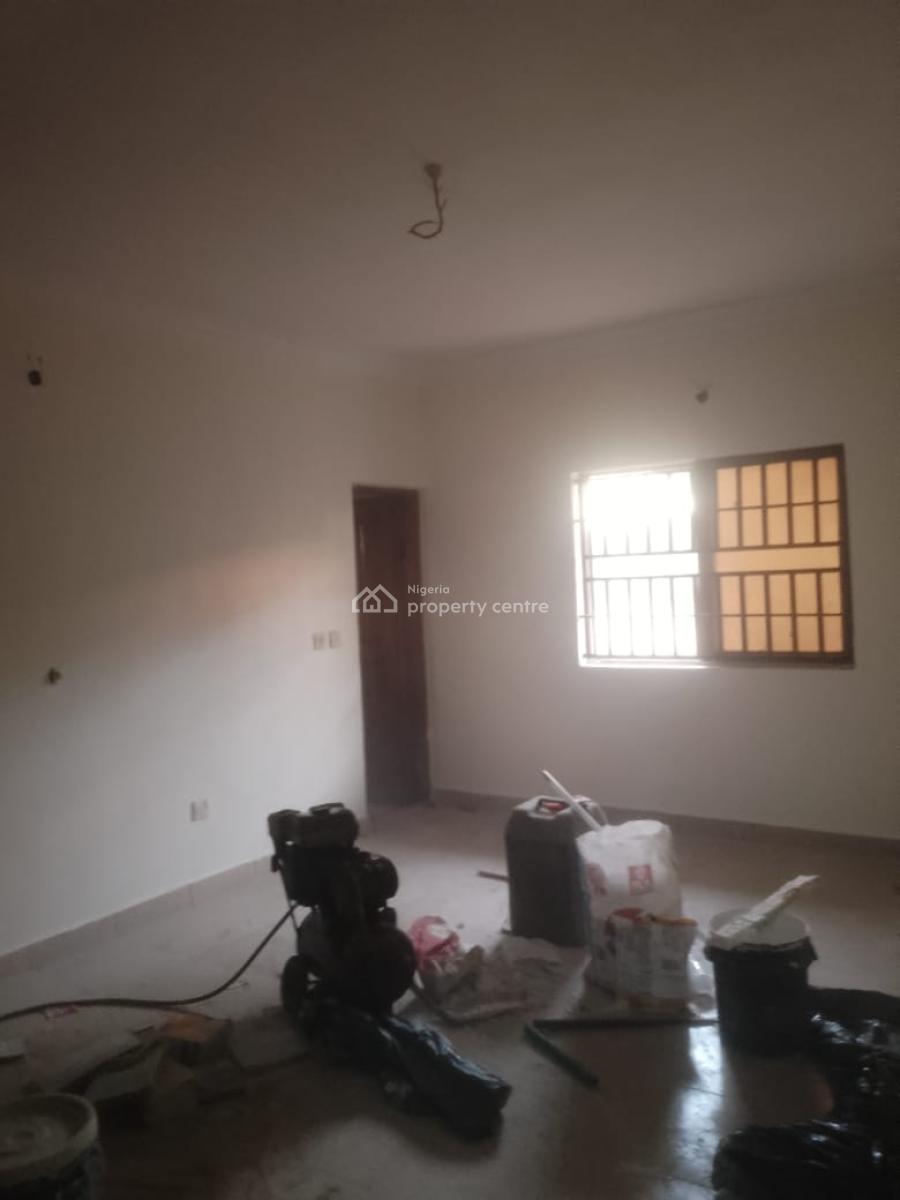 Decent 2 Bedroom Flat (last Floor), Area 2, Garki, Abuja, Flat / Apartment for Rent