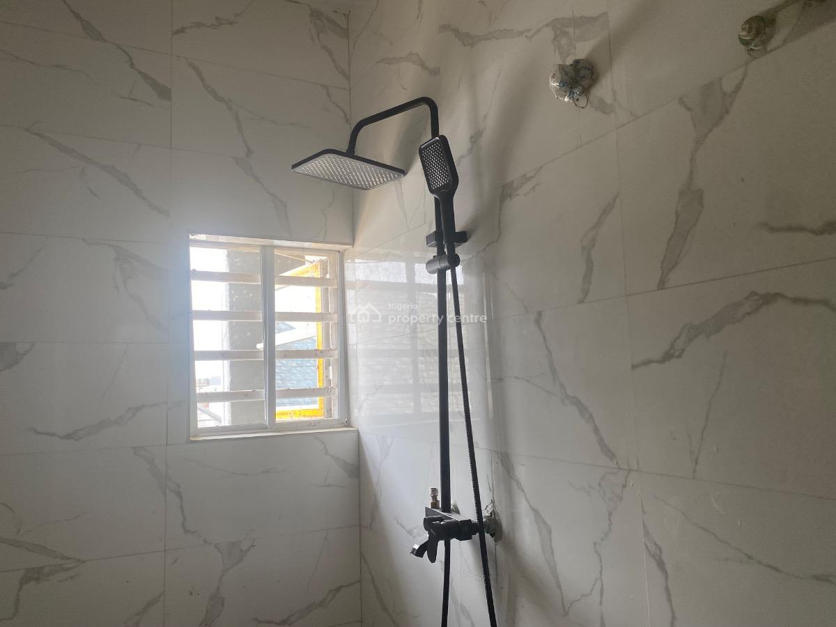 2 Bedrooms, Seaside, Badore, Ajah, Lagos, Flat / Apartment for Rent