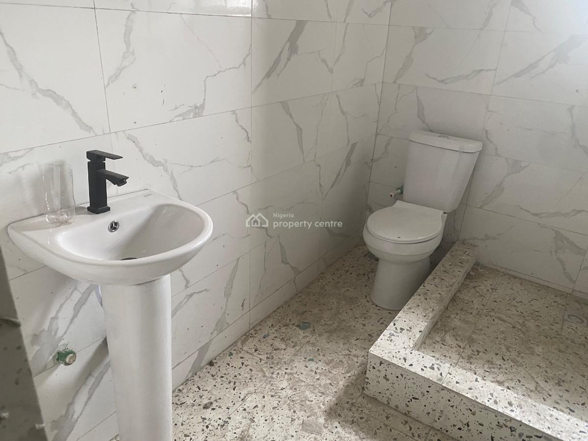 2 Bedrooms, Seaside, Badore, Ajah, Lagos, Flat / Apartment for Rent