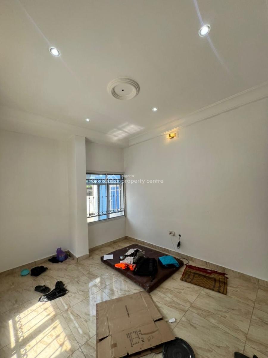 Decent 3 Bedroom Flat, Wuye, Abuja, Flat / Apartment for Rent