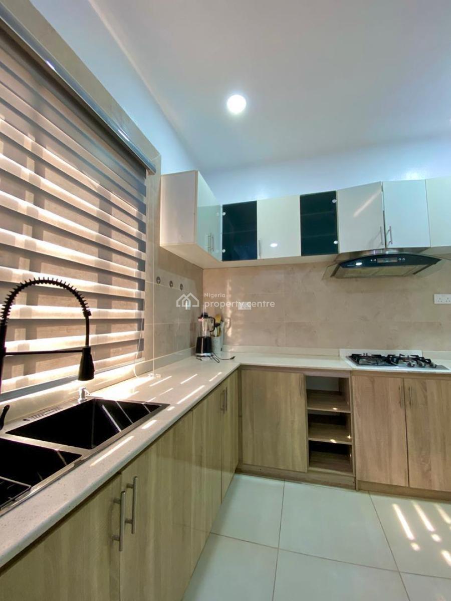 Luxury Minimalist 3-bedroom Apartment with Housekeeping and Ensuite Room, Lekki Phase 1, Lekki, Lagos, Flat / Apartment Short Let