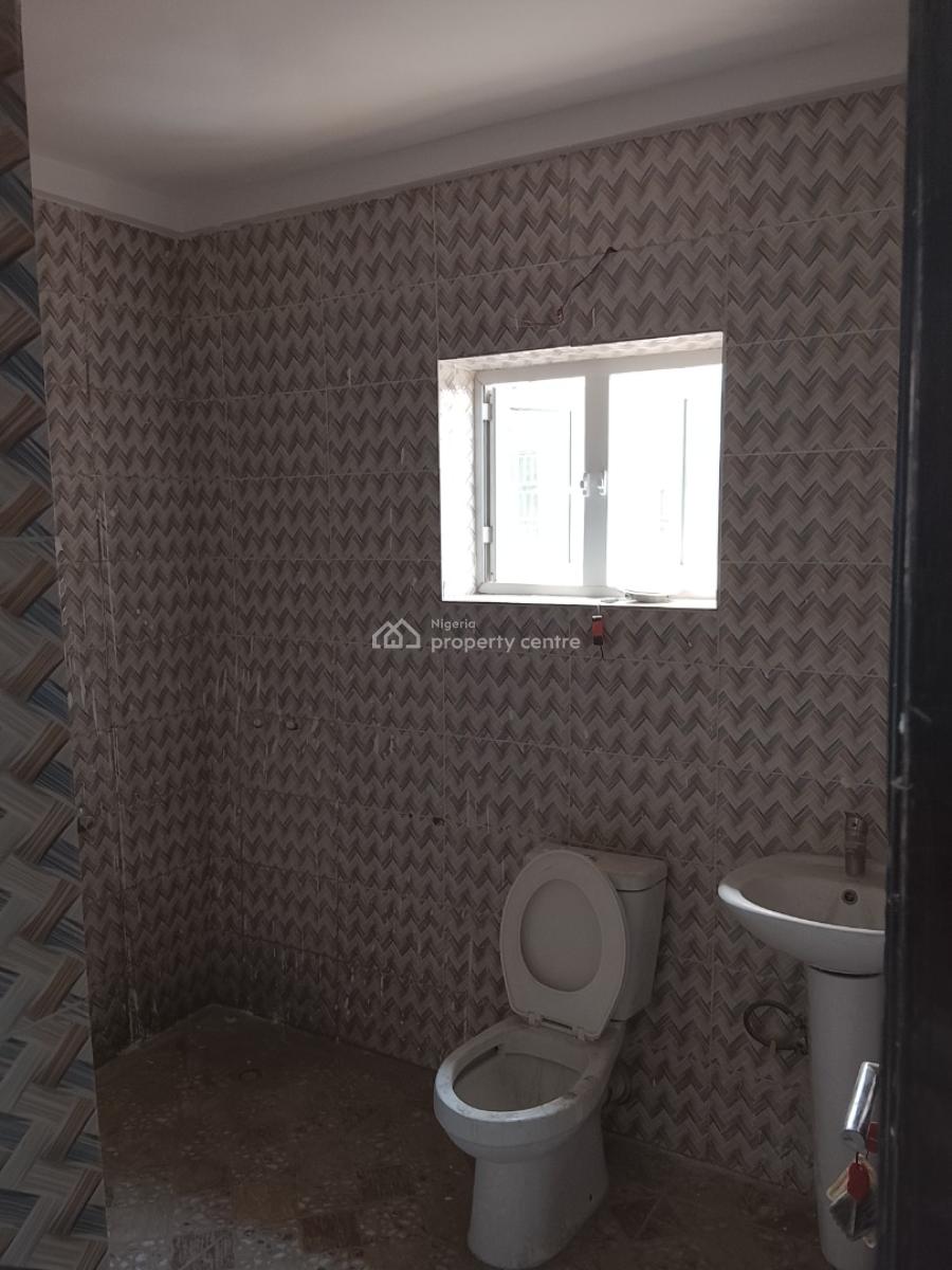 4 Bedrooms Terraced Duplex with a 1 Room Bq, Wuye, Abuja, Terraced Duplex for Rent