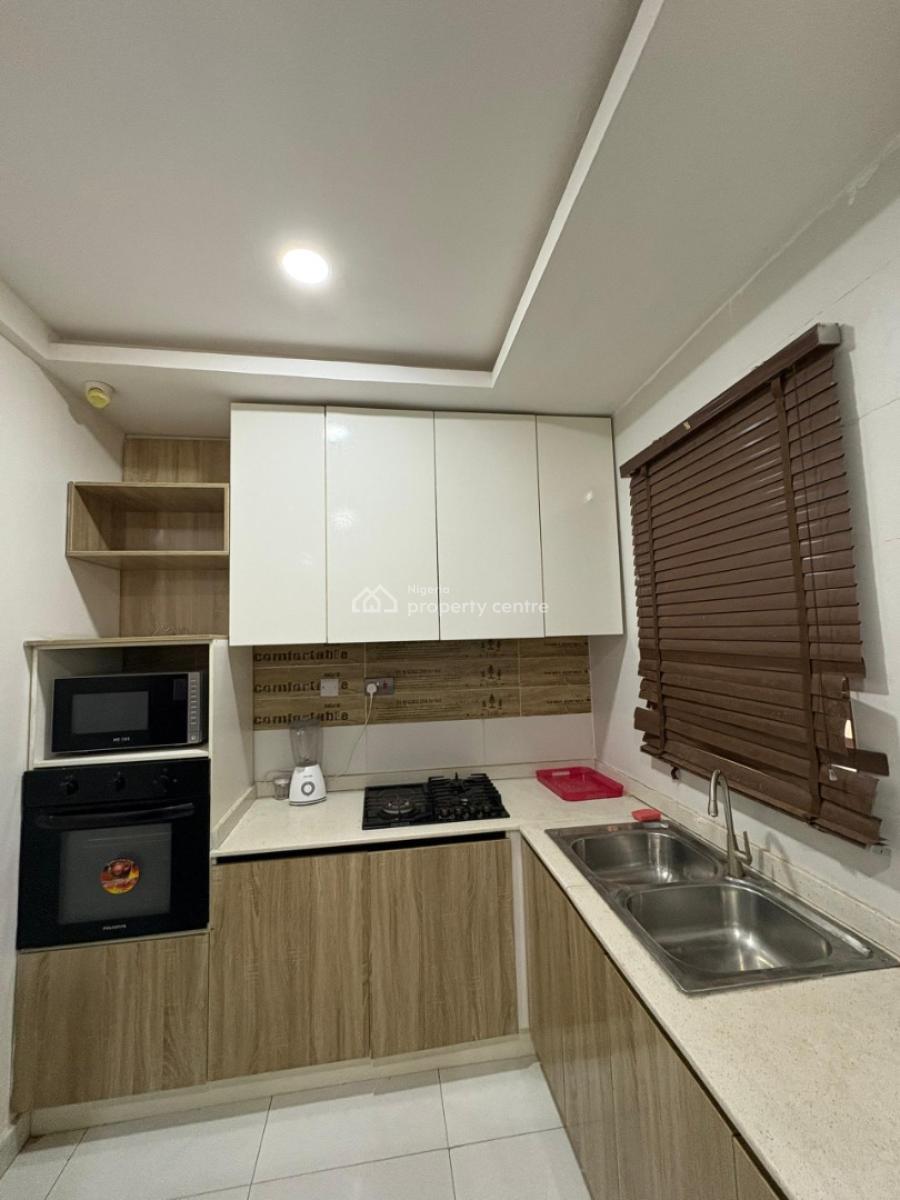 Luxurious and Comfortable 2 Bedroom Apartment with Pool and Gym, Ajah, Lagos, Flat / Apartment Short Let