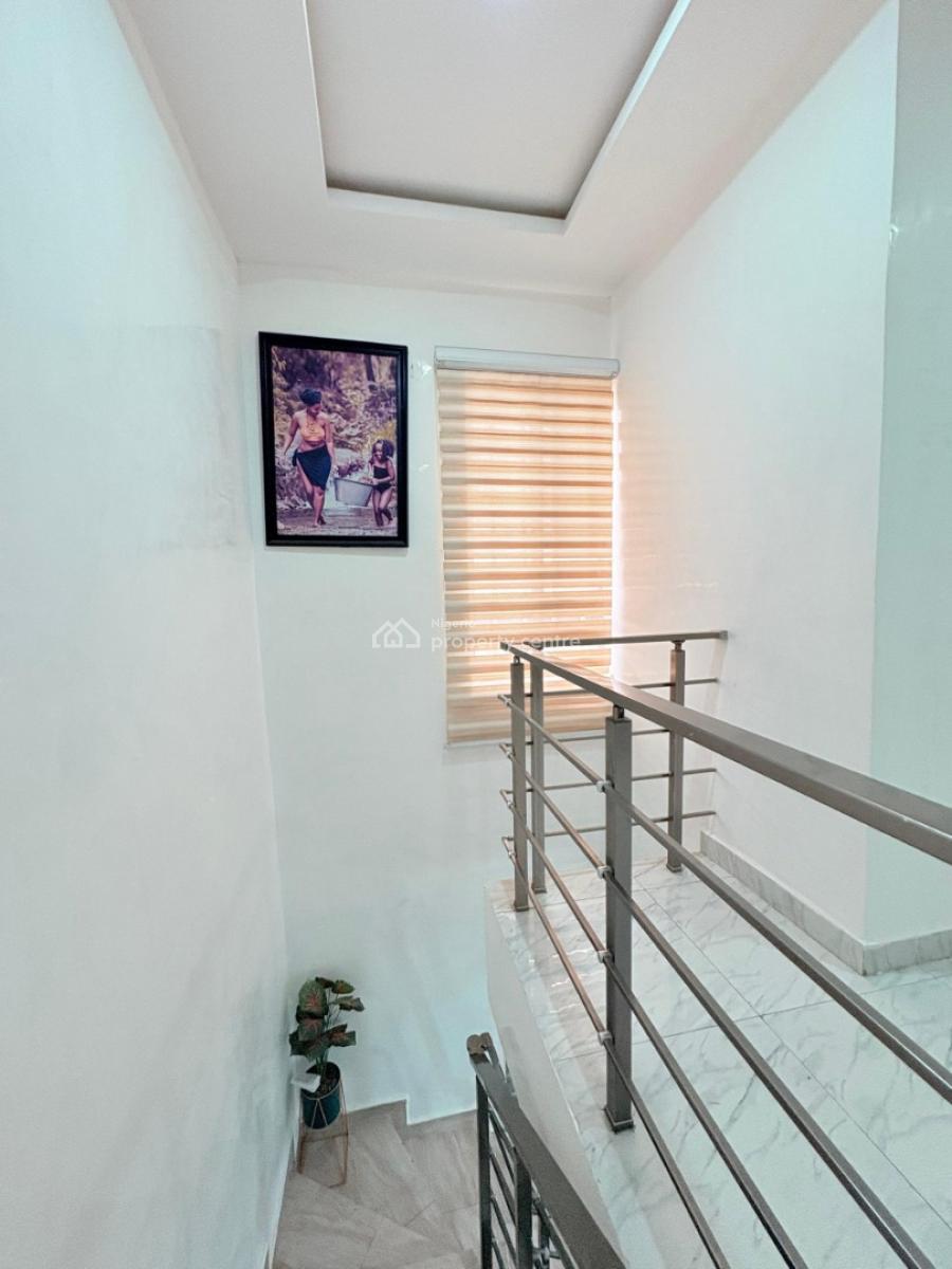 Luxurious and Comfortable 2 Bedroom Apartment with Pool and Gym, Ajah, Lagos, Flat / Apartment Short Let