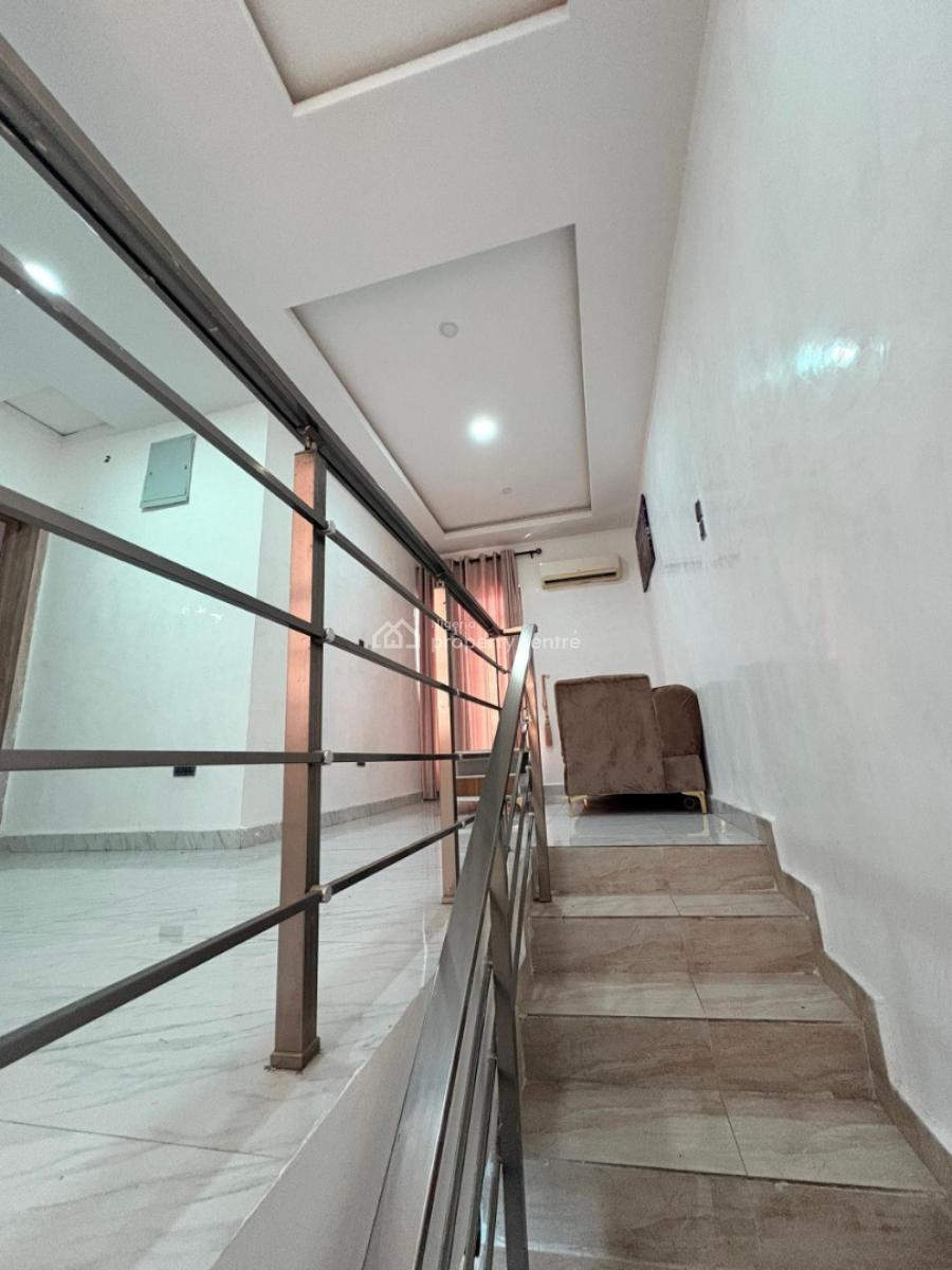 Luxurious and Comfortable 2 Bedroom Apartment with Pool and Gym, Ajah, Lagos, Flat / Apartment Short Let