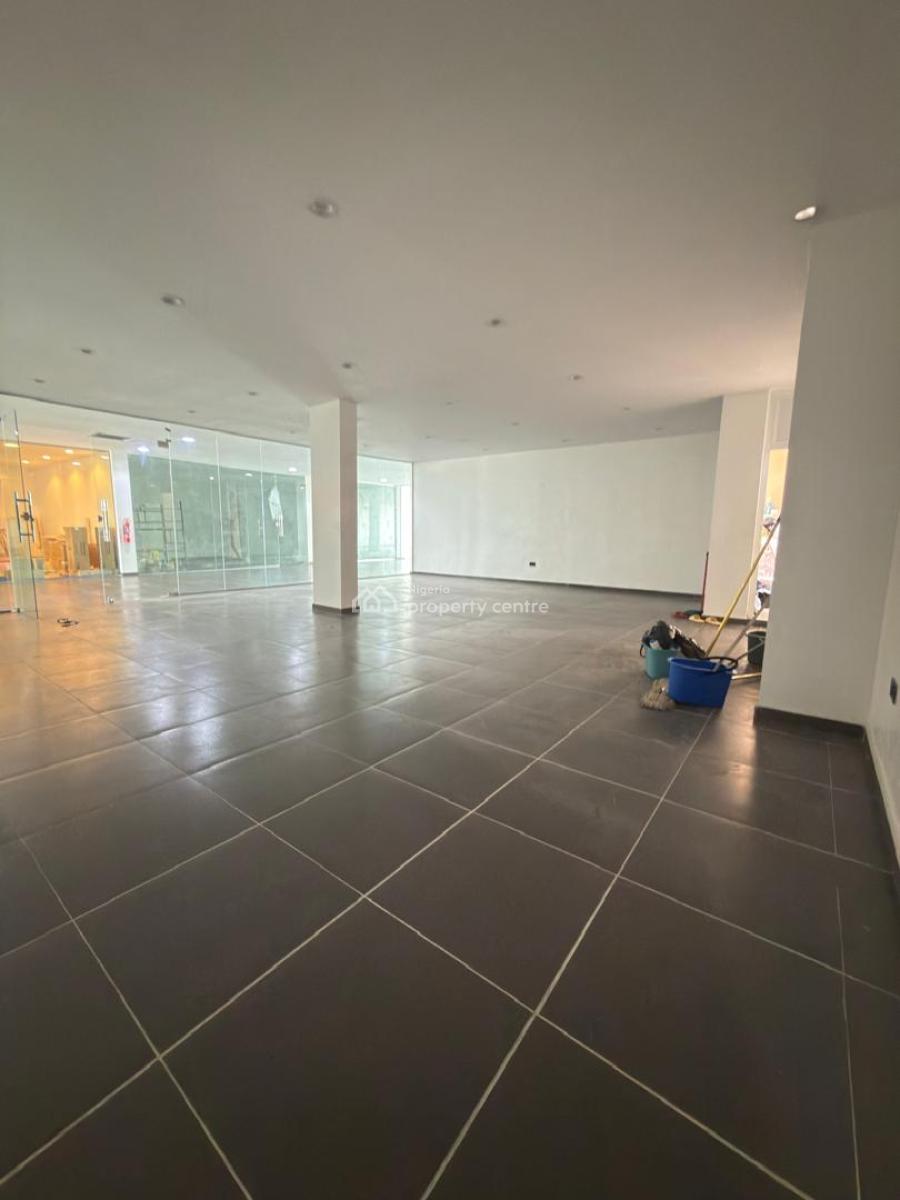 Shop Spaces in Prime Location, Lekki Phase 1, Lekki, Lagos, Commercial Property for Rent