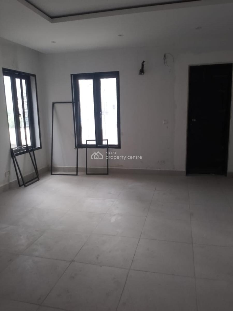 Newly Built and Spacious Three (3) Bedroom Flat, By U3 Estate, Lekki Right, Lekki Phase 1, Lekki, Lagos, Flat / Apartment for Sale