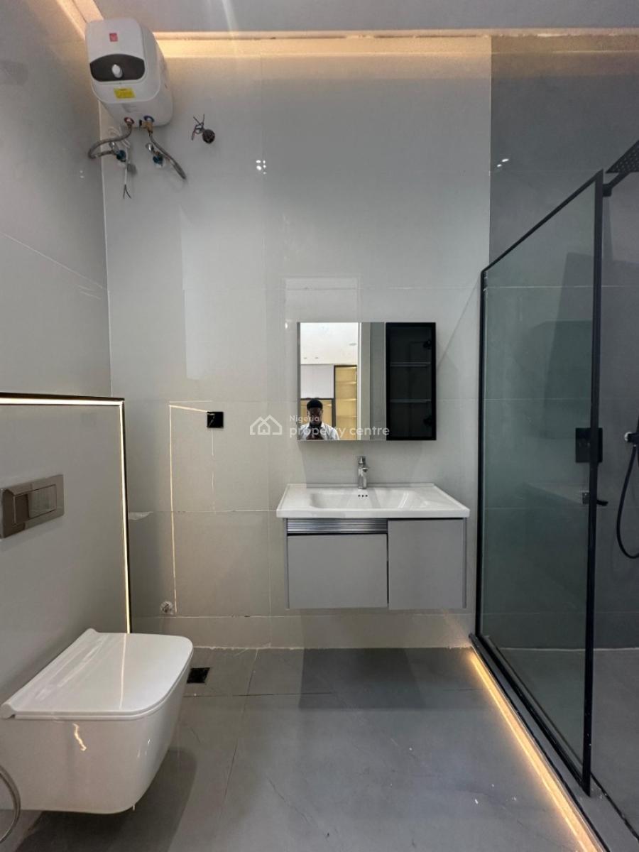 Magnificent 5 Bedroom Duplex with a Cinema,pool,gym and Bq, Chevron, Lekki, Lagos, Detached Duplex for Sale