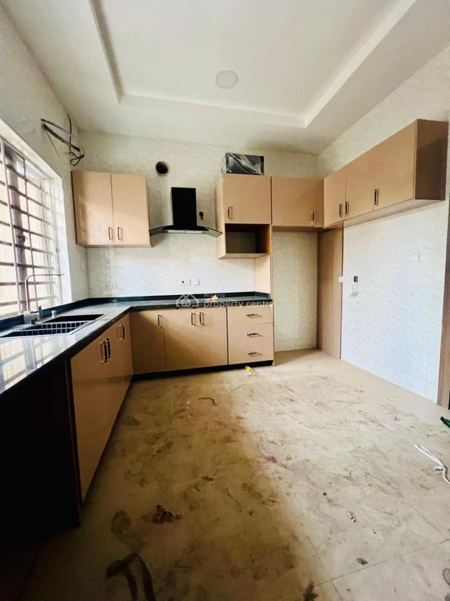 Spacious Brand New Serviced 4 Bedrooms  Terrace Property + Bq, Off Admiralty Way, Lekki, Lagos, House for Rent