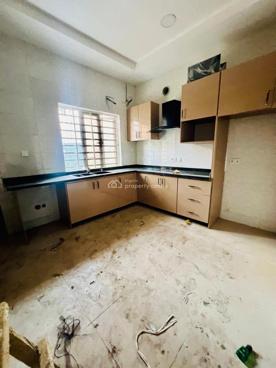 Spacious Brand New Serviced 4 Bedrooms  Terrace Property + Bq, Off Admiralty Way, Lekki, Lagos, House for Rent
