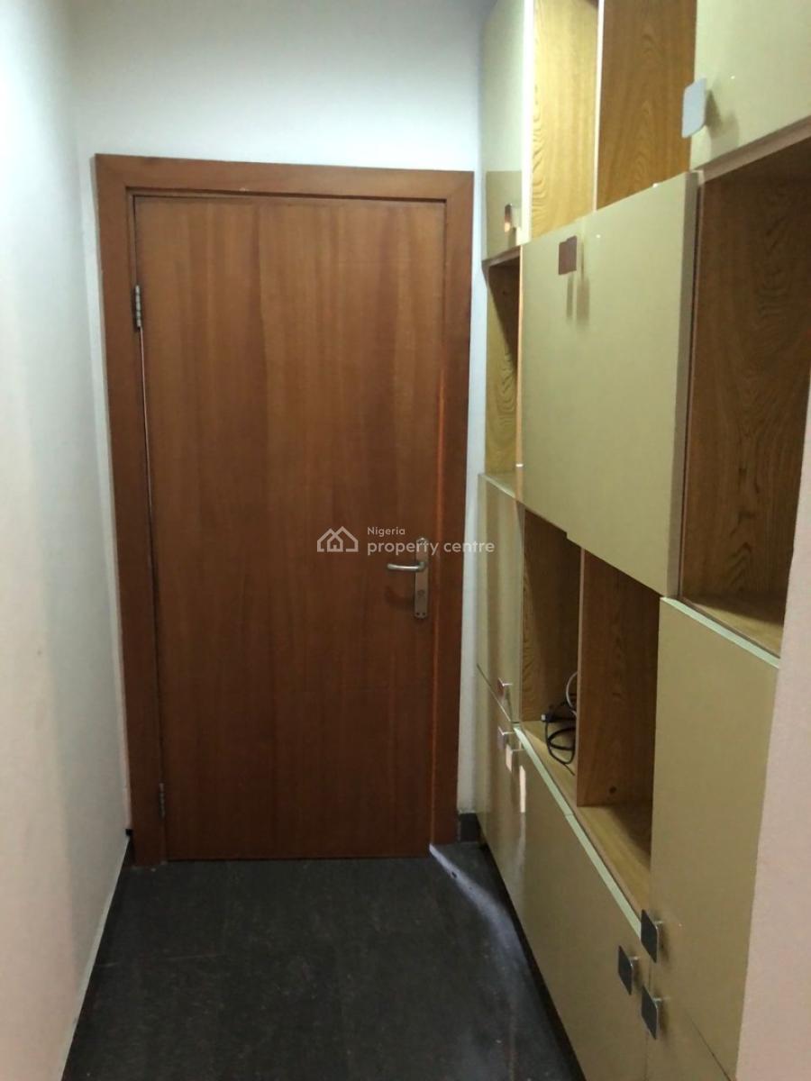 Four (4) Bedroom Apartment with One (1) Room Boys Quarter, Idowu Tailor Street, Victoria Island (vi), Lagos, Flat / Apartment for Sale