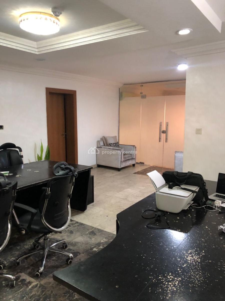 Four (4) Bedroom Apartment with One (1) Room Boys Quarter, Idowu Tailor Street, Victoria Island (vi), Lagos, Flat / Apartment for Sale
