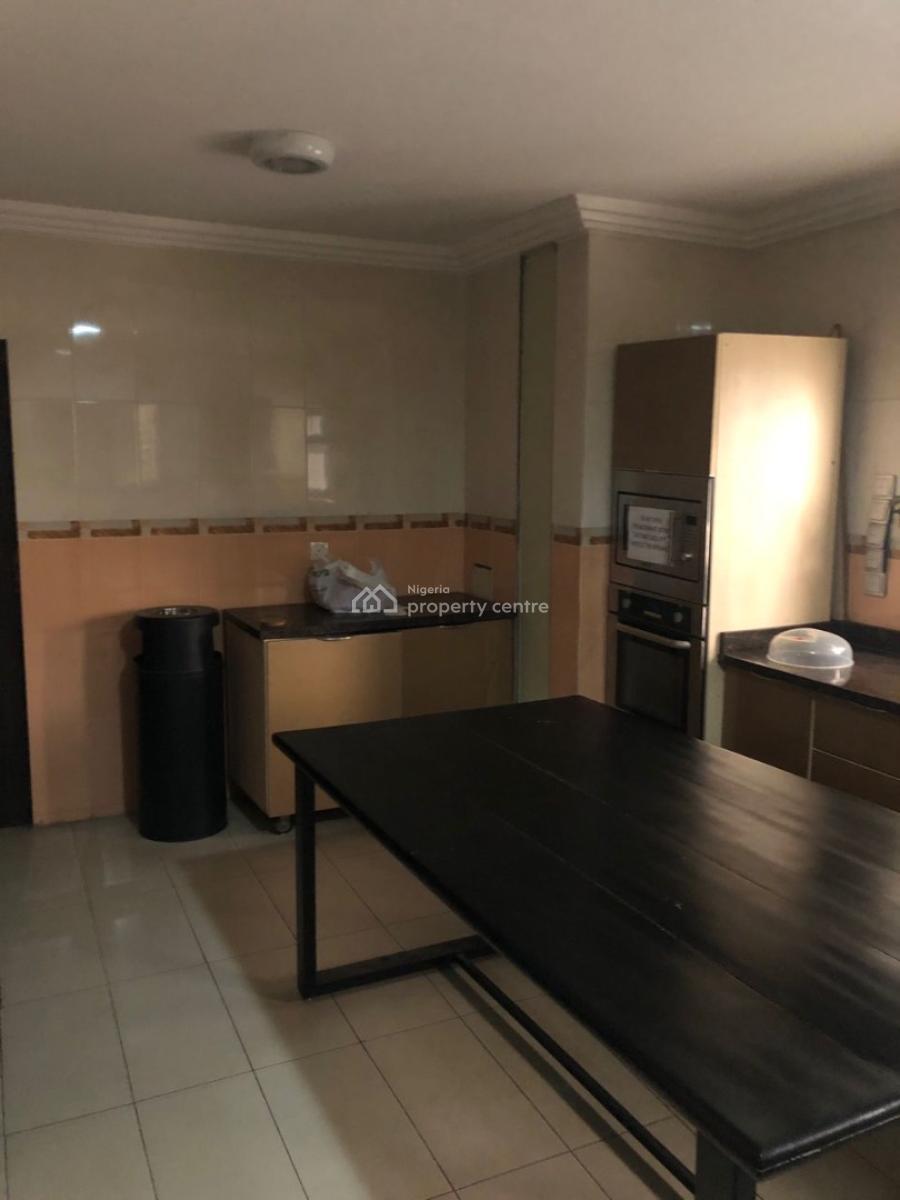Four (4) Bedroom Apartment with One (1) Room Boys Quarter, Idowu Tailor Street, Victoria Island (vi), Lagos, Flat / Apartment for Sale