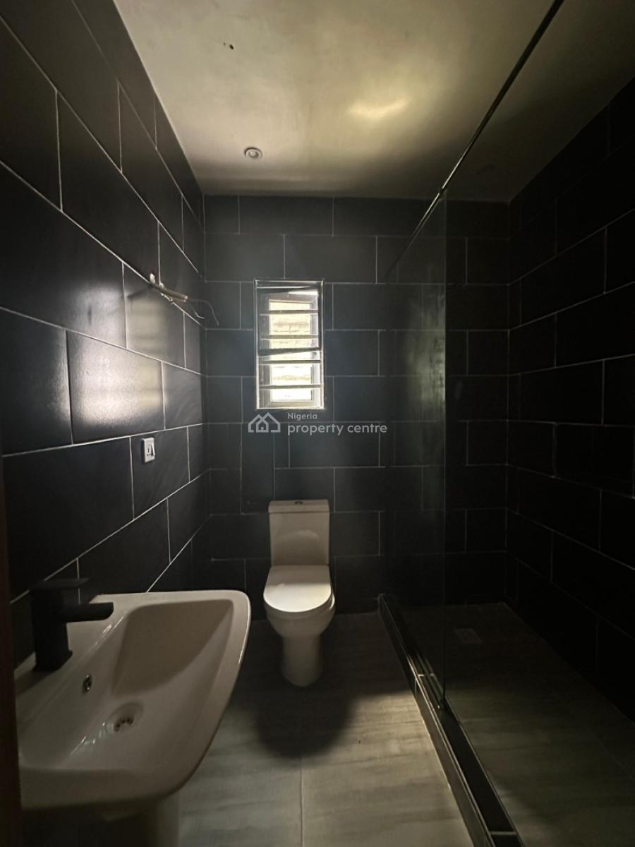 Gorgeous 4 Bedroom Terrace Duplex, Chevron, Lekki, Lagos, Terraced Duplex for Sale